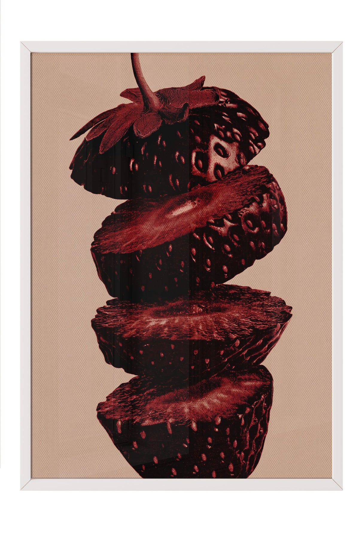 Asimetrik Kesilmiş Çilekler Poster – Beyaz Çerçeveli Tablo