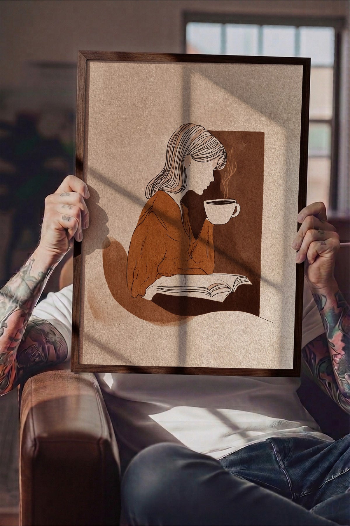 Kitap Okuyan Kadın ve Kahve Poster – Kahverengi Çerçeveli Tablo