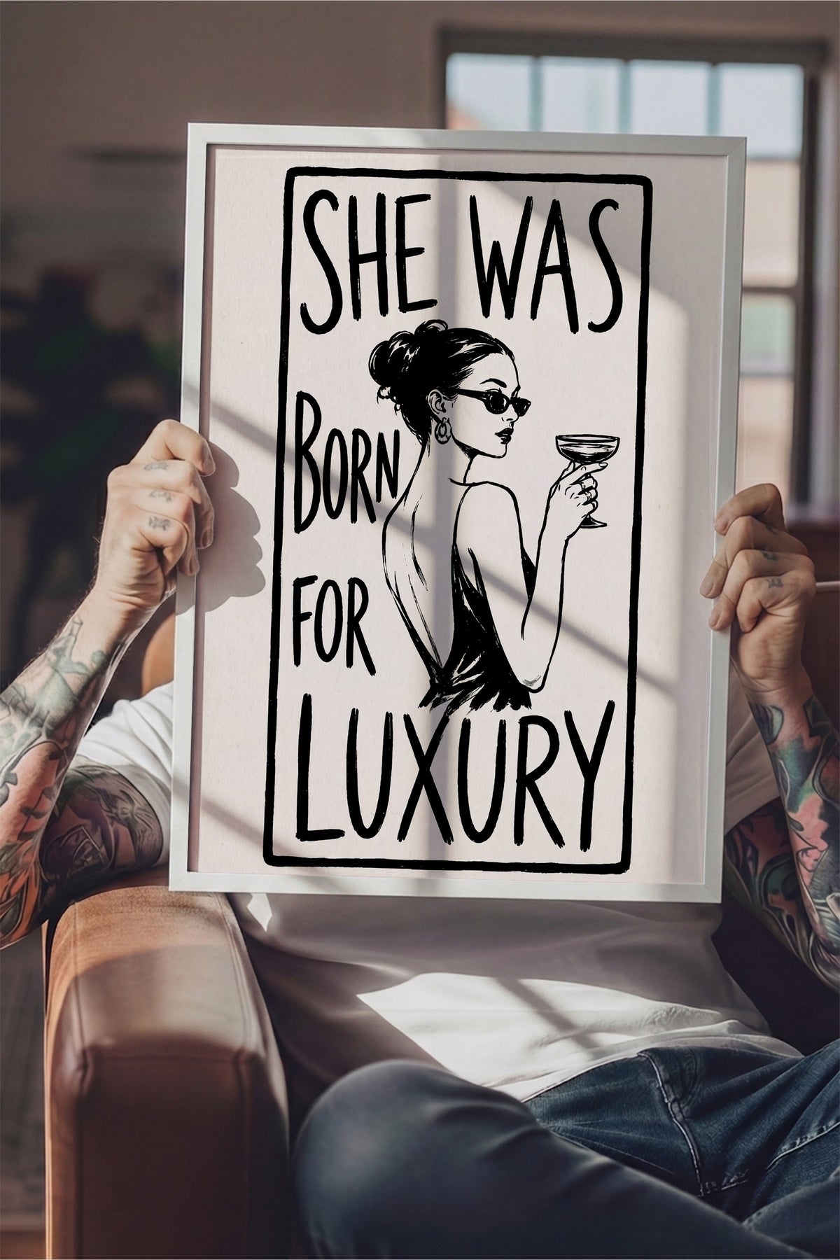 SHE WAS BORN FOR LUXURY Poster – Beyaz Çerçeveli Tablo