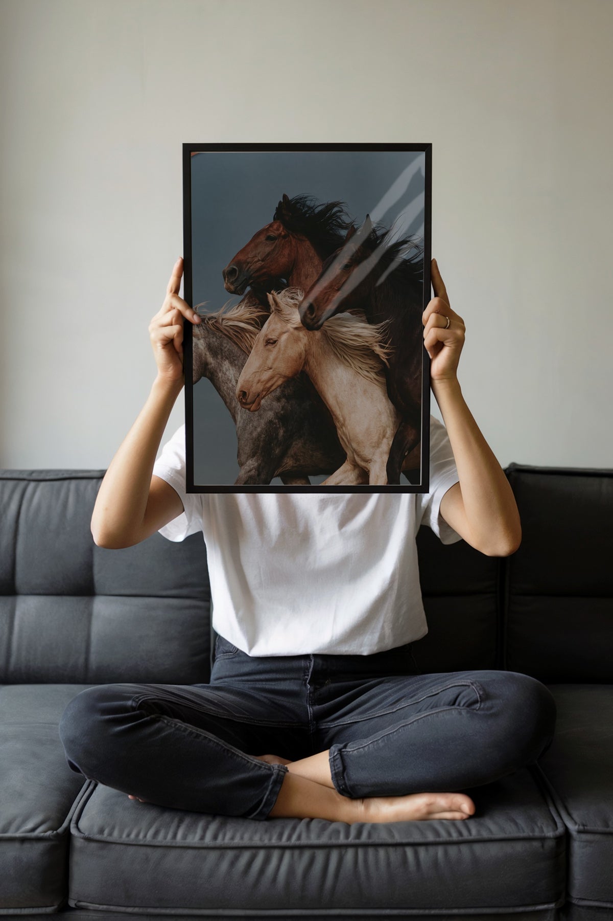 Koşan Atlar Poster – Siyah Çerçeveli Tablo