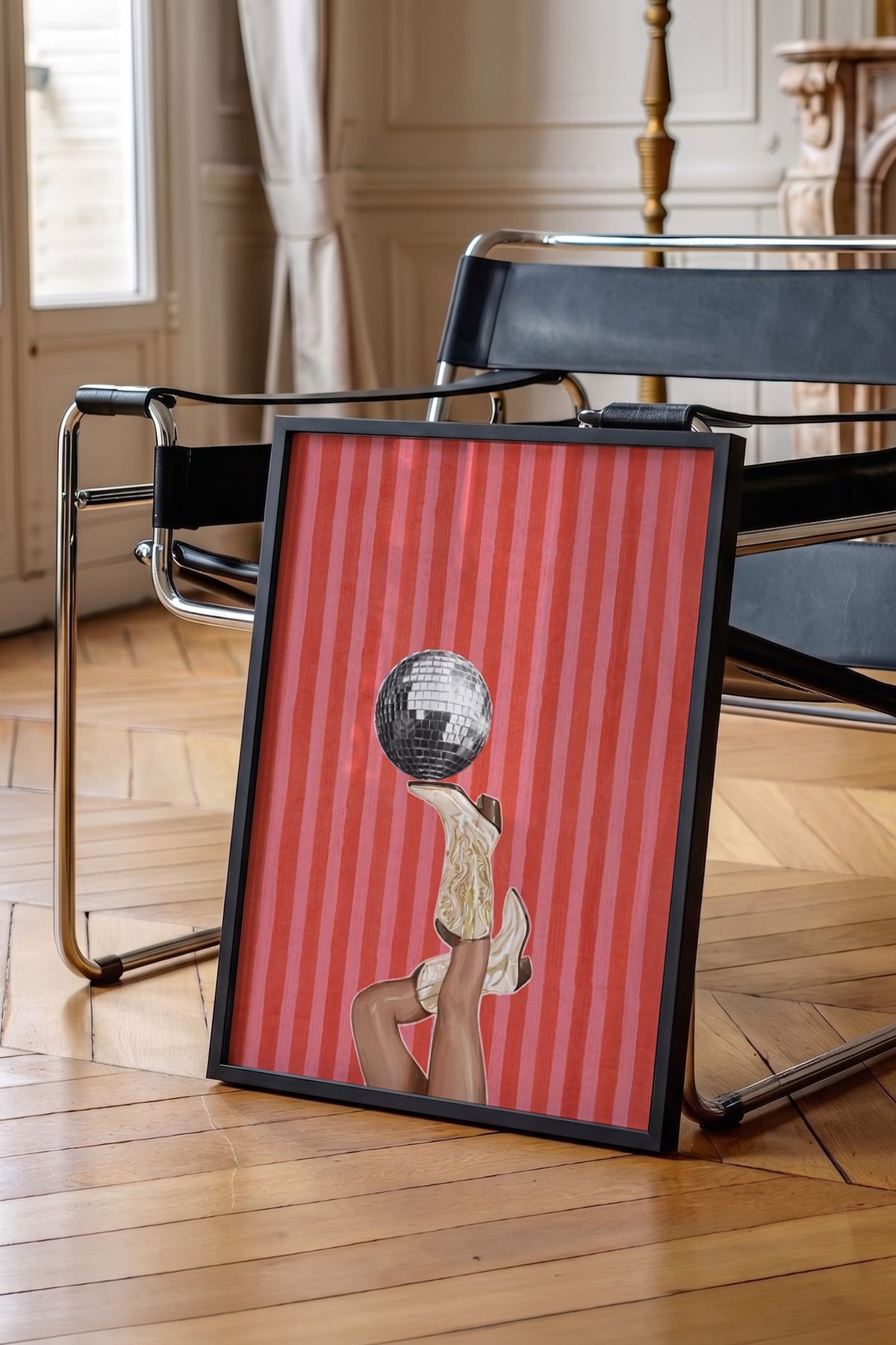 Disko Topu ve Çizme Poster – Siyah Çerçeveli Tablo