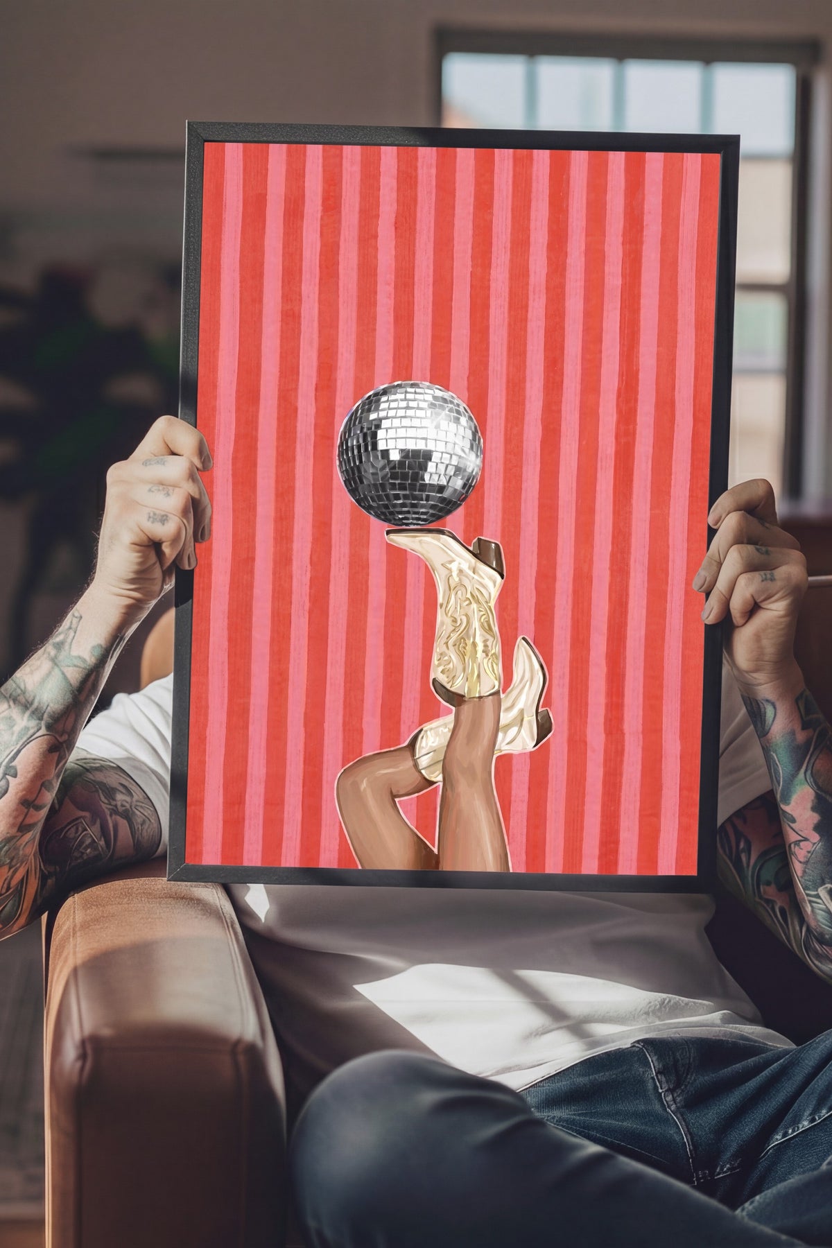 Disko Topu ve Çizme Poster – Siyah Çerçeveli Tablo