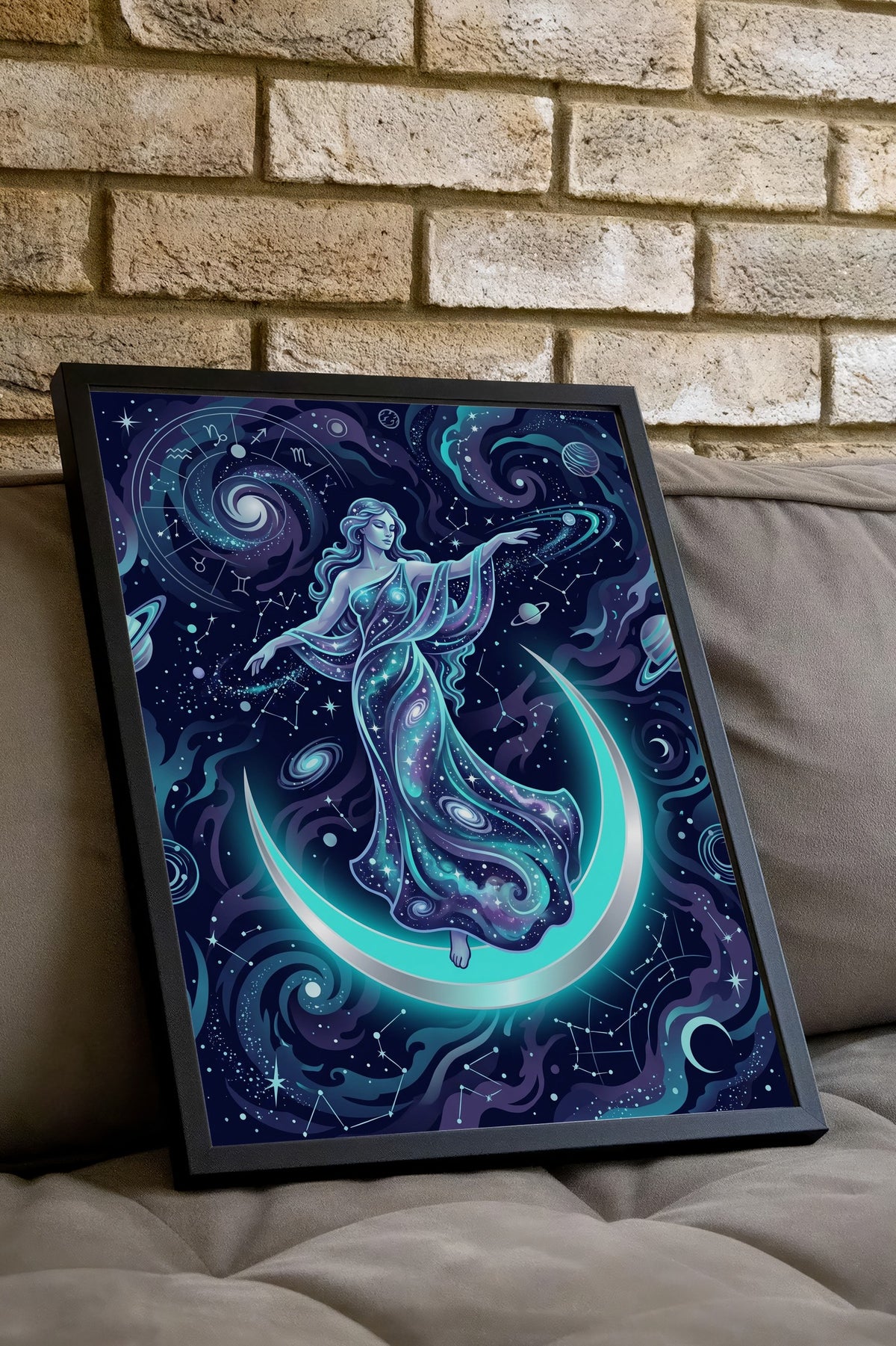 Gökyüzü Tanrıçası Poster – Siyah Çerçeveli Tablo