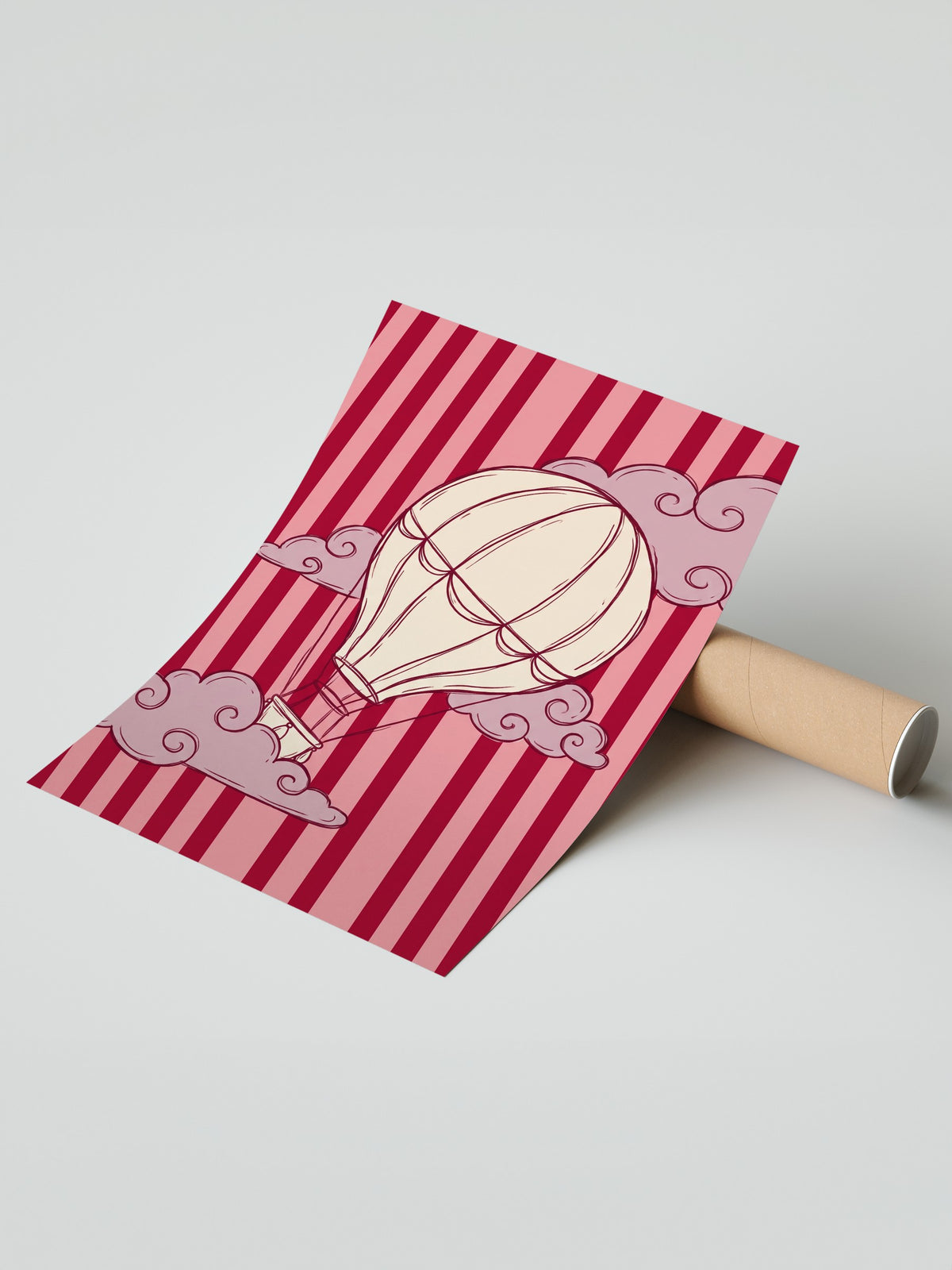 Bulutlar Arasında Uçan Balon Çerçevesiz Poster