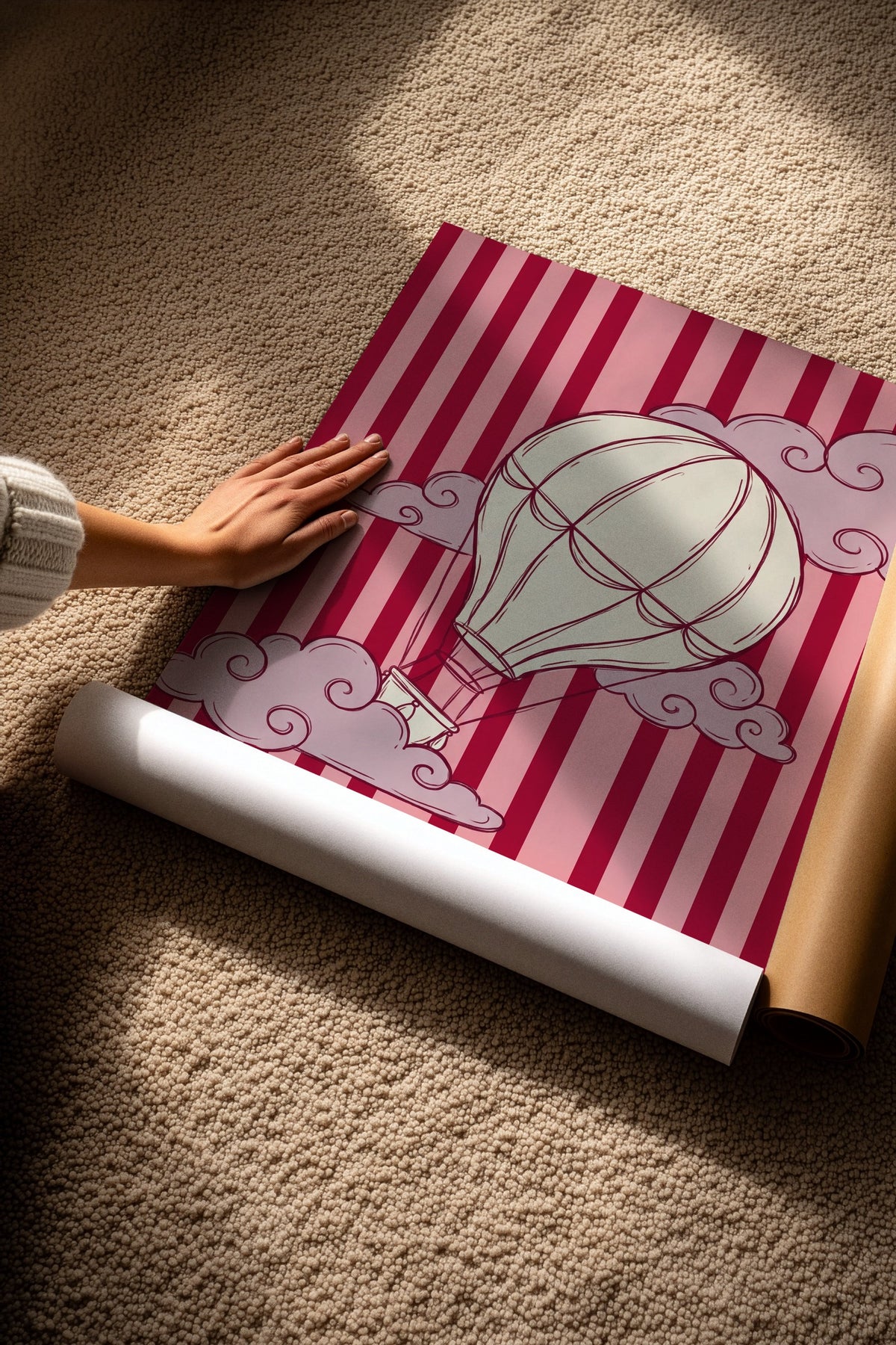Bulutlar Arasında Uçan Balon Çerçevesiz Poster