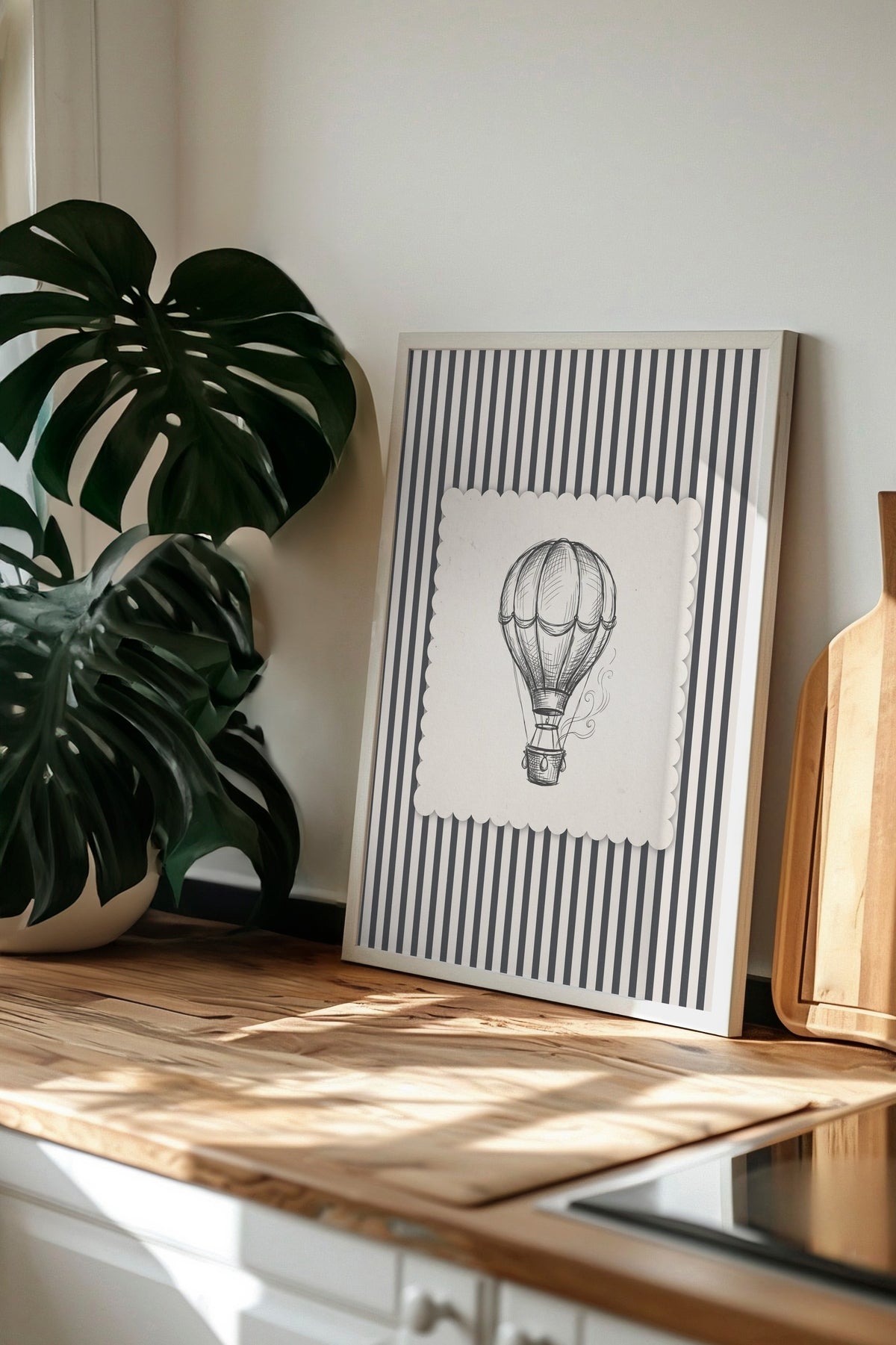 Zebra Desenli Balon İllüstrasyonu Poster – Beyaz Çerçeveli Tablo
