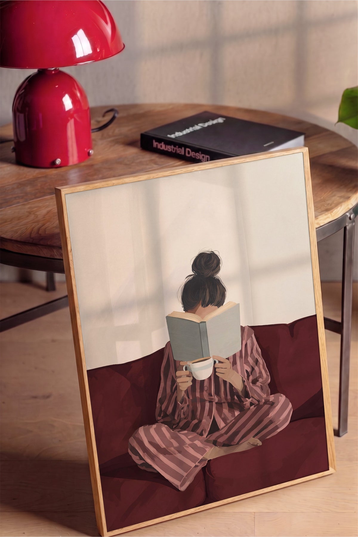 Pijamalı Sessiz Okuma Anı Poster – Ahşap Çerçeveli Tablo