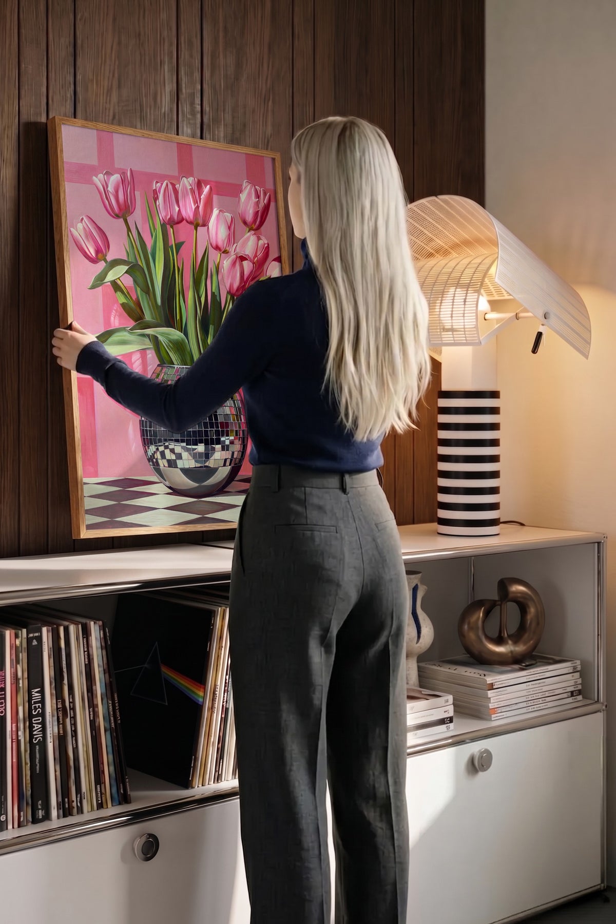 Vazoda Pembe Laleler Poster – Ahşap Çerçeveli Tablo