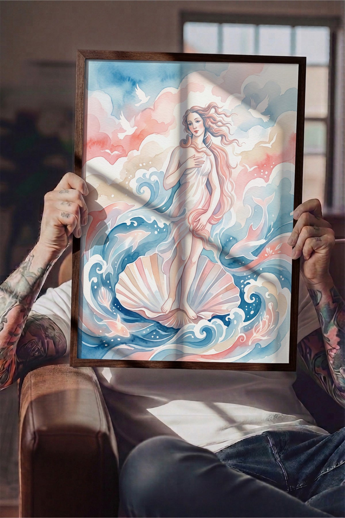 Deniz Kabuğunda Kadın Figürü Poster – Kahverengi Çerçeveli Tablo