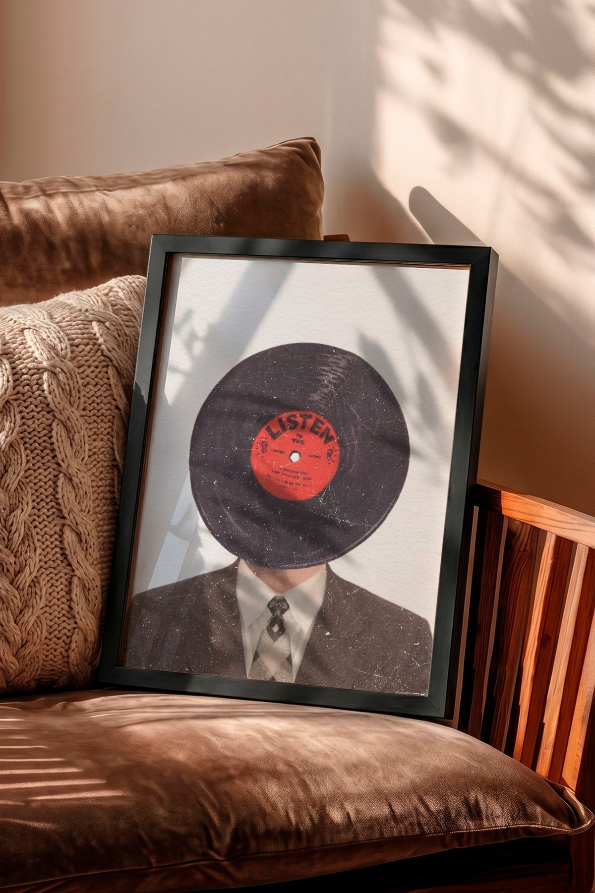 Listen Poster – Siyah Çerçeveli Tablo