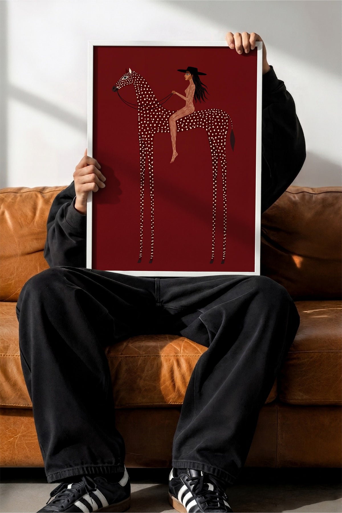At Üzerinde Kadın Figürü Poster – Beyaz Çerçeveli Tablo