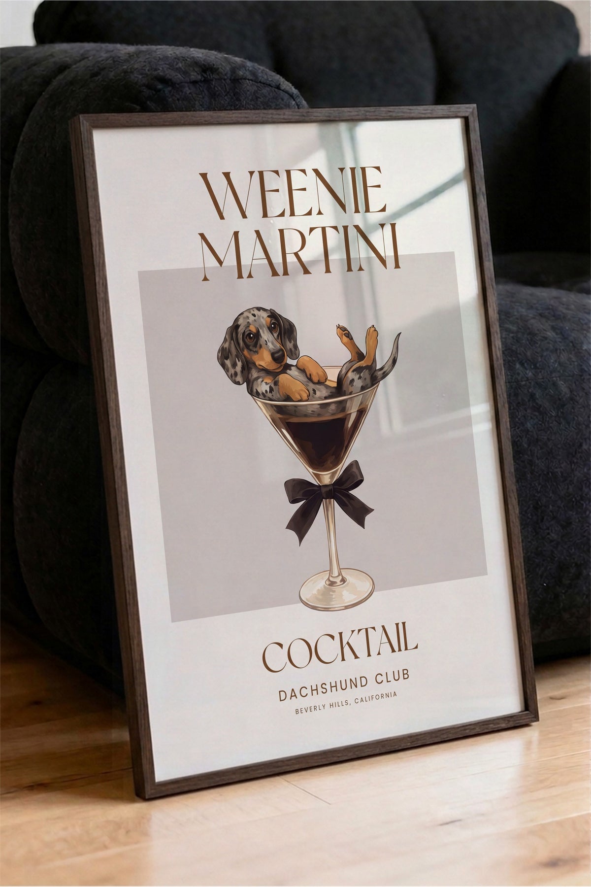 WEENIE MARTINI Poster – Kahverengi Çerçeveli Tablo