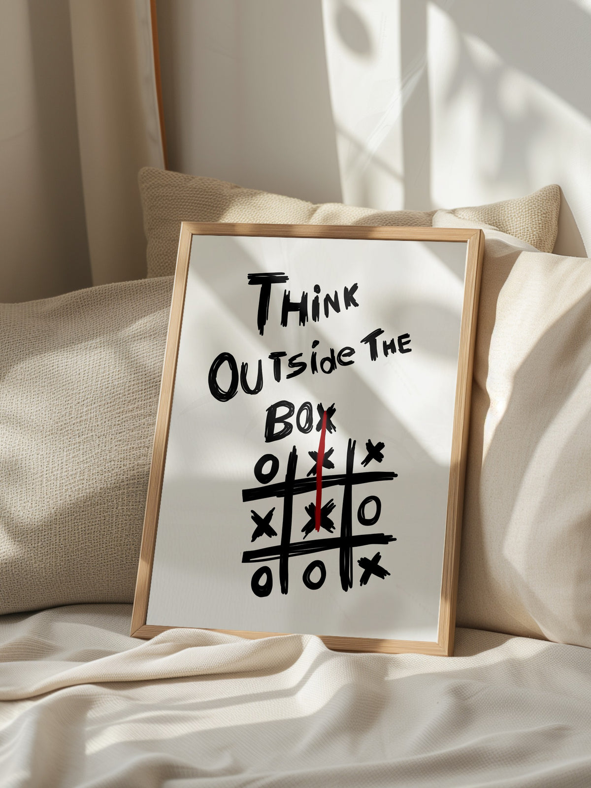 Think Outside The Box Poster – Ahşap Çerçeveli Tablo
