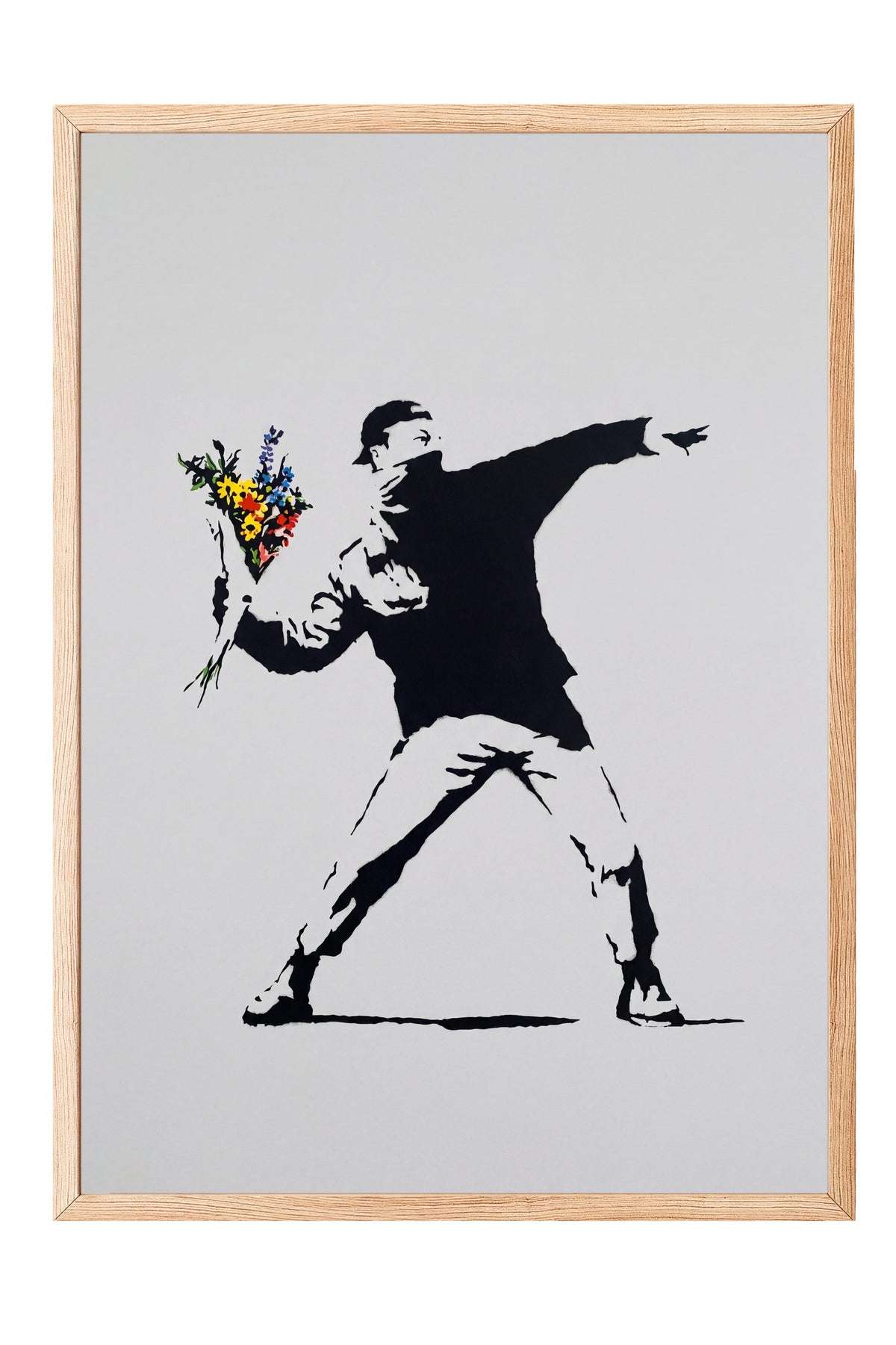 Çiçek Atan Adam Poster – Ahşap Çerçeveli Tablo