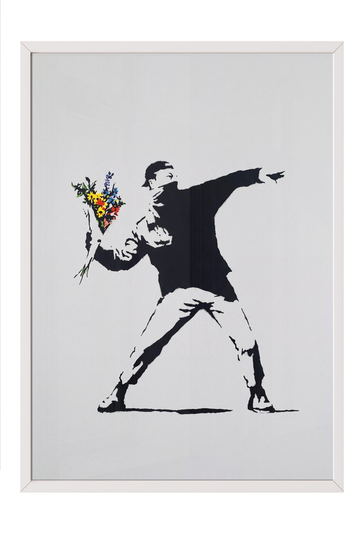 Çiçek Atan Adam Poster – Beyaz Çerçeveli Tablo