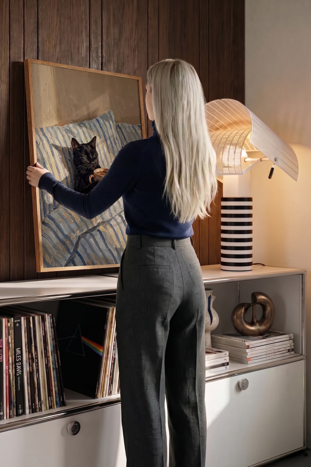 Kahve İçen Kedi Poster – Ahşap Çerçeveli Tablo