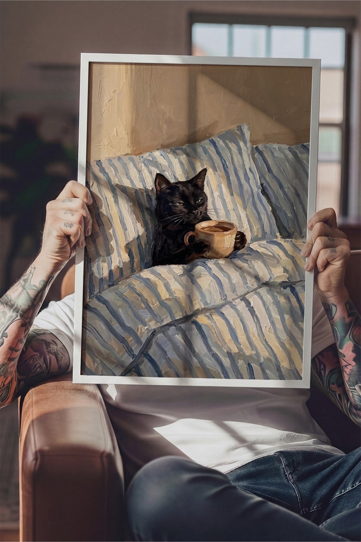 Kahve İçen Kedi Poster – Beyaz Çerçeveli Tablo