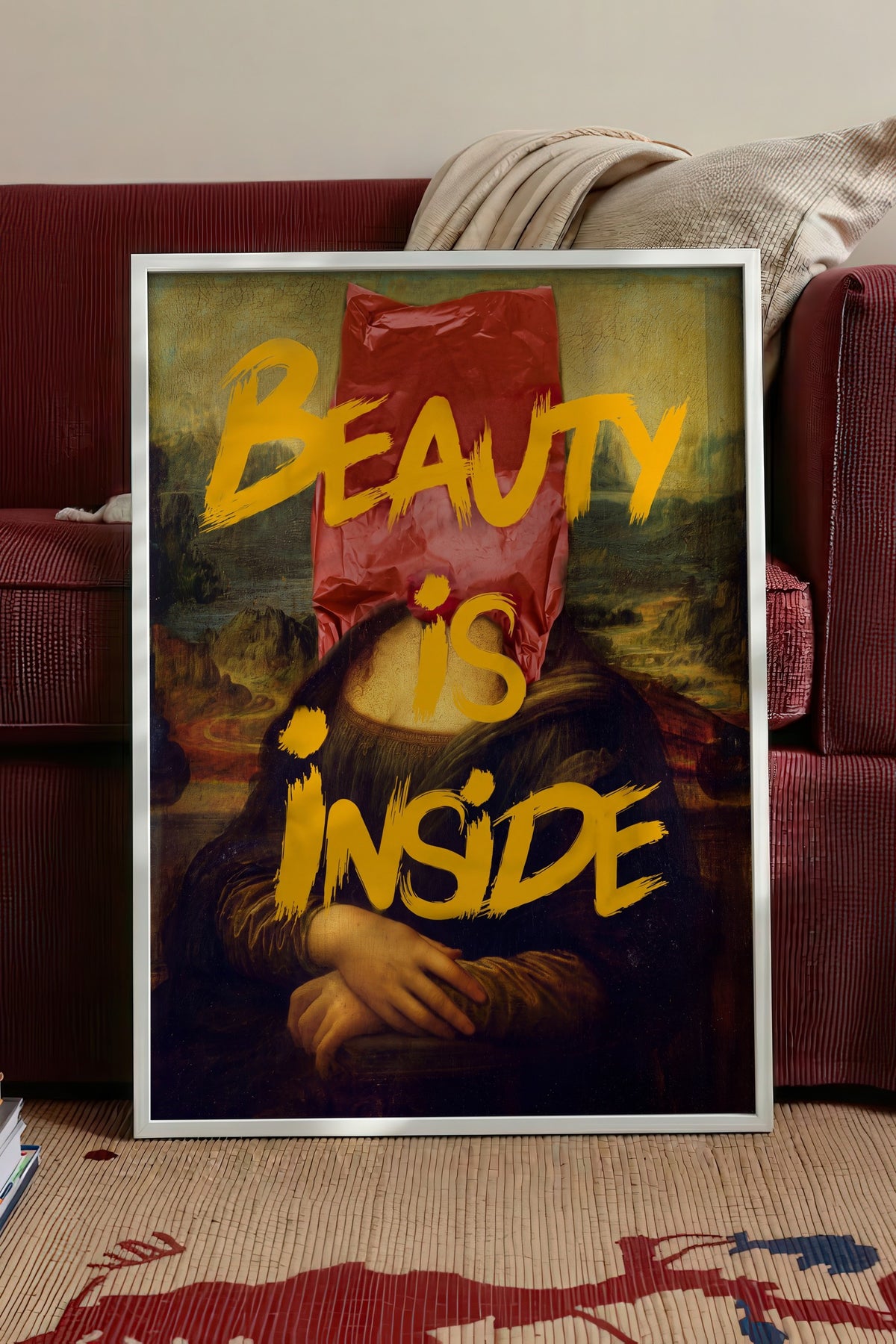 Beauty Is Inside Poster – Beyaz Çerçeveli Tablo