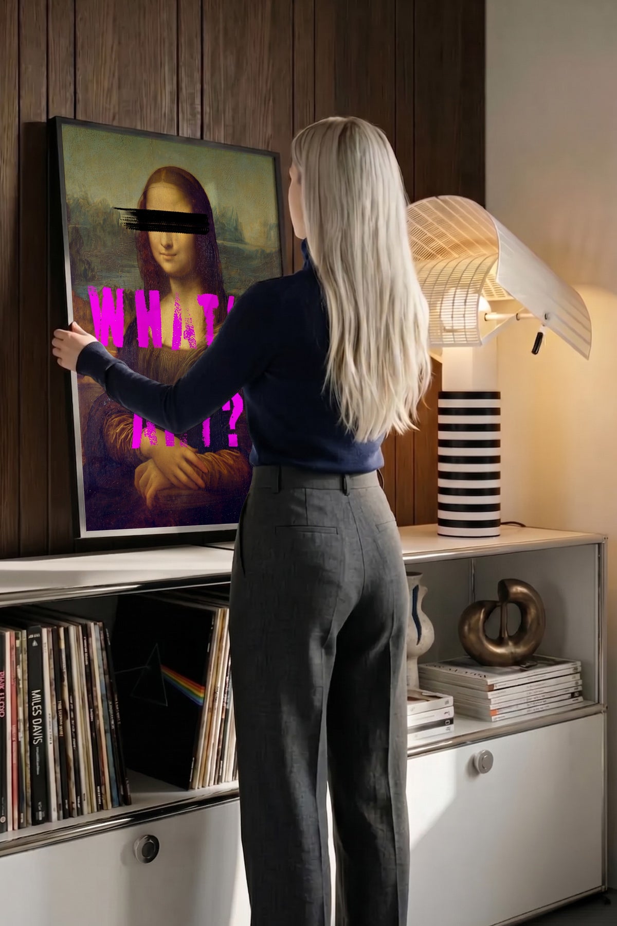 WHAT'S ART? Poster – Siyah Çerçeveli Tablo