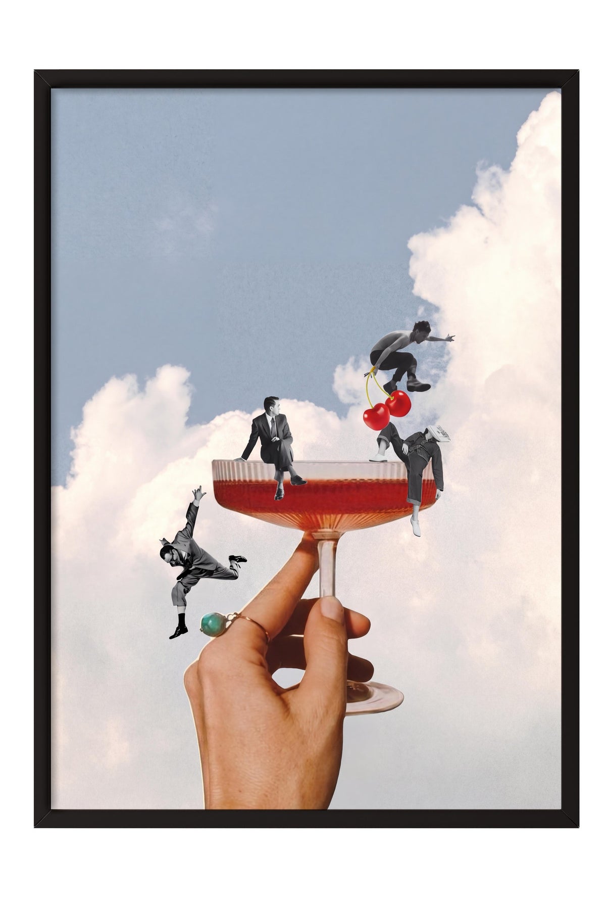 Fincan Üzerinde Dans Eden İnsanlar Poster – Siyah Çerçeveli Tablo