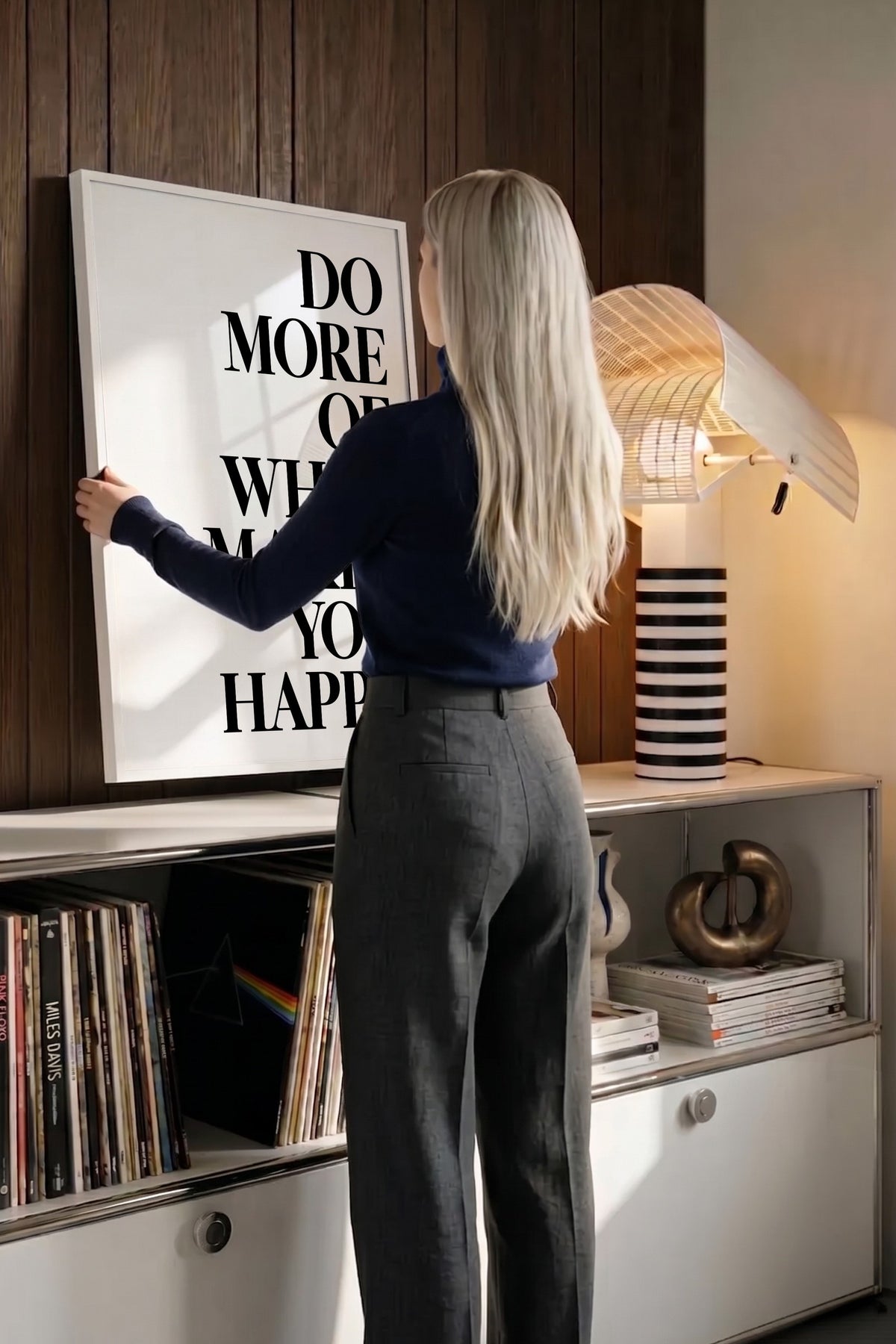 DO MORE OF WHAT MAKES YOU HAPPY Poster – Beyaz Çerçeveli Tablo