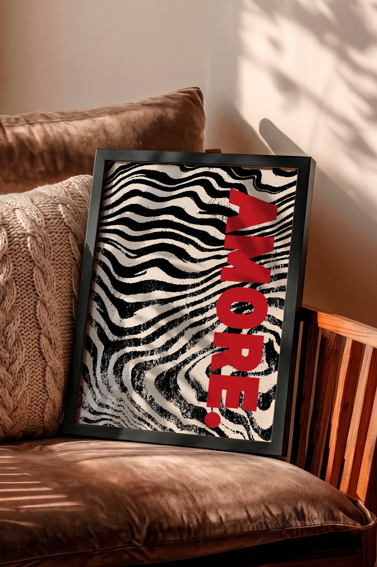 AMORE. Poster – Siyah Çerçeveli Tablo