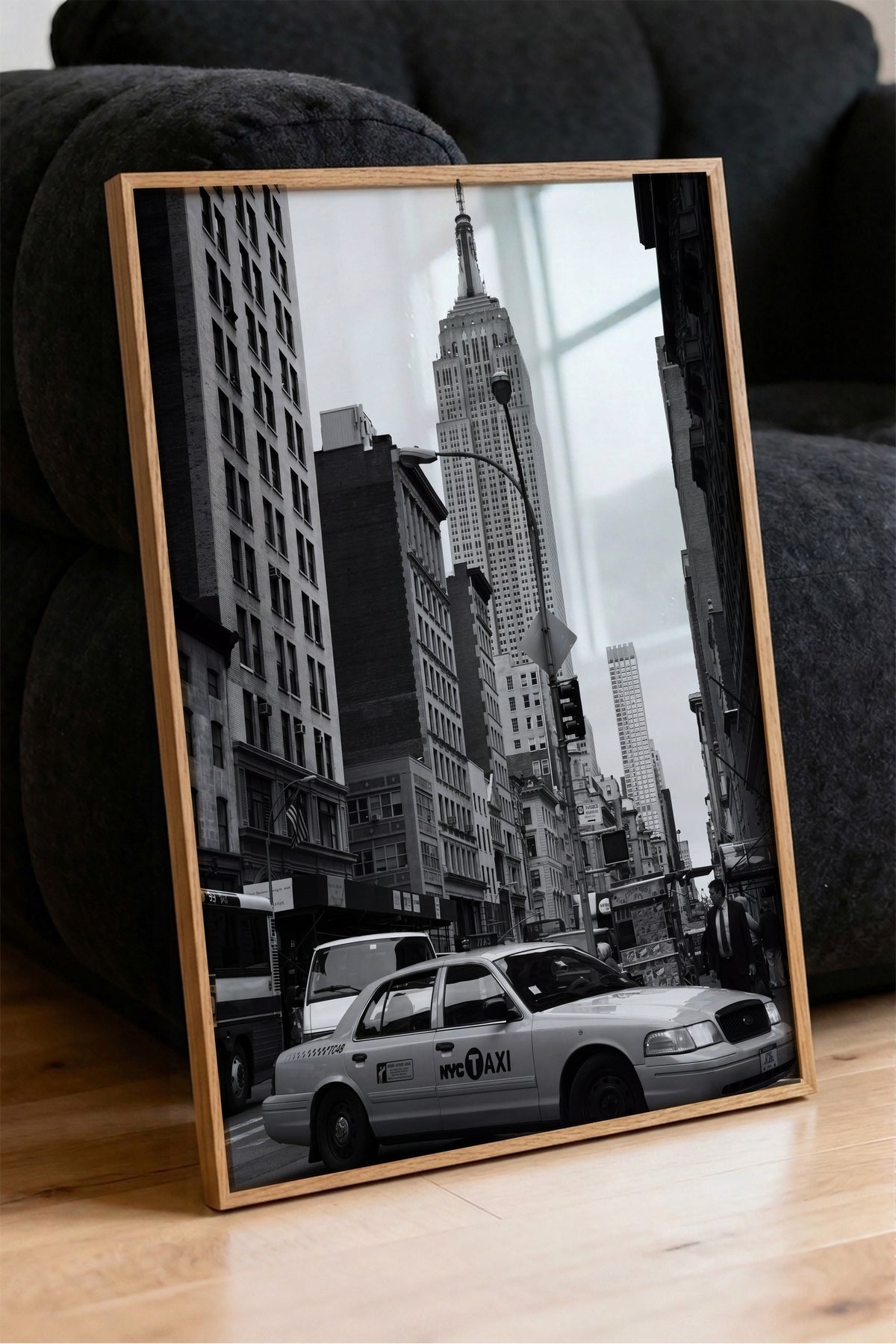 Empire State ve New York Sokakları Poster – Ahşap Çerçeveli Tablo
