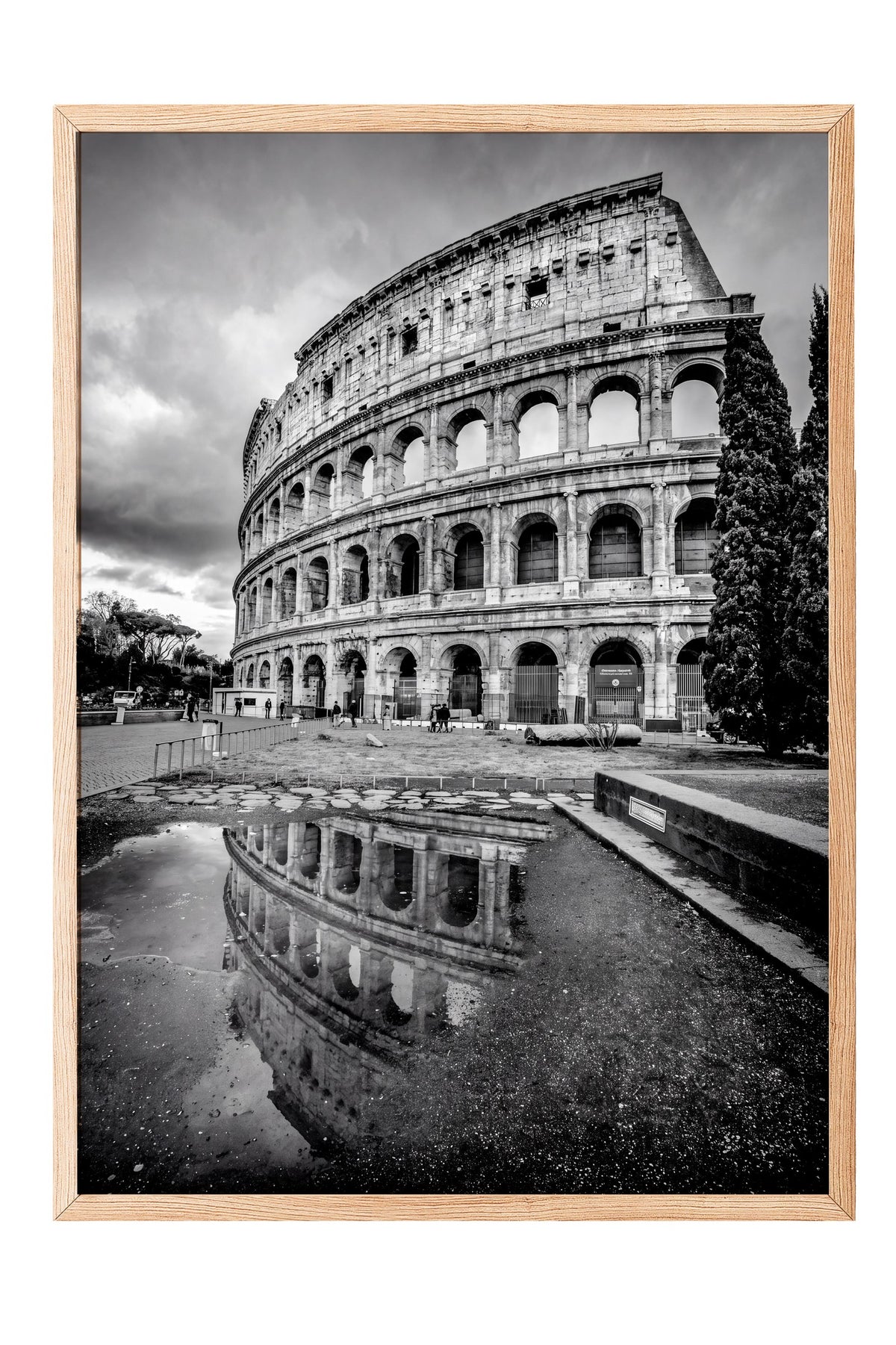 Roma Kolezyumu Yansıması Poster – Ahşap Çerçeveli Tablo