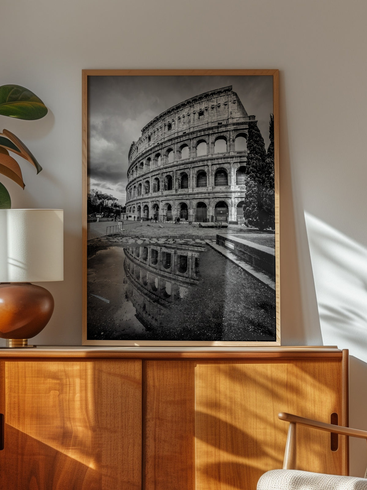 Roma Kolezyumu Yansıması Poster – Ahşap Çerçeveli Tablo