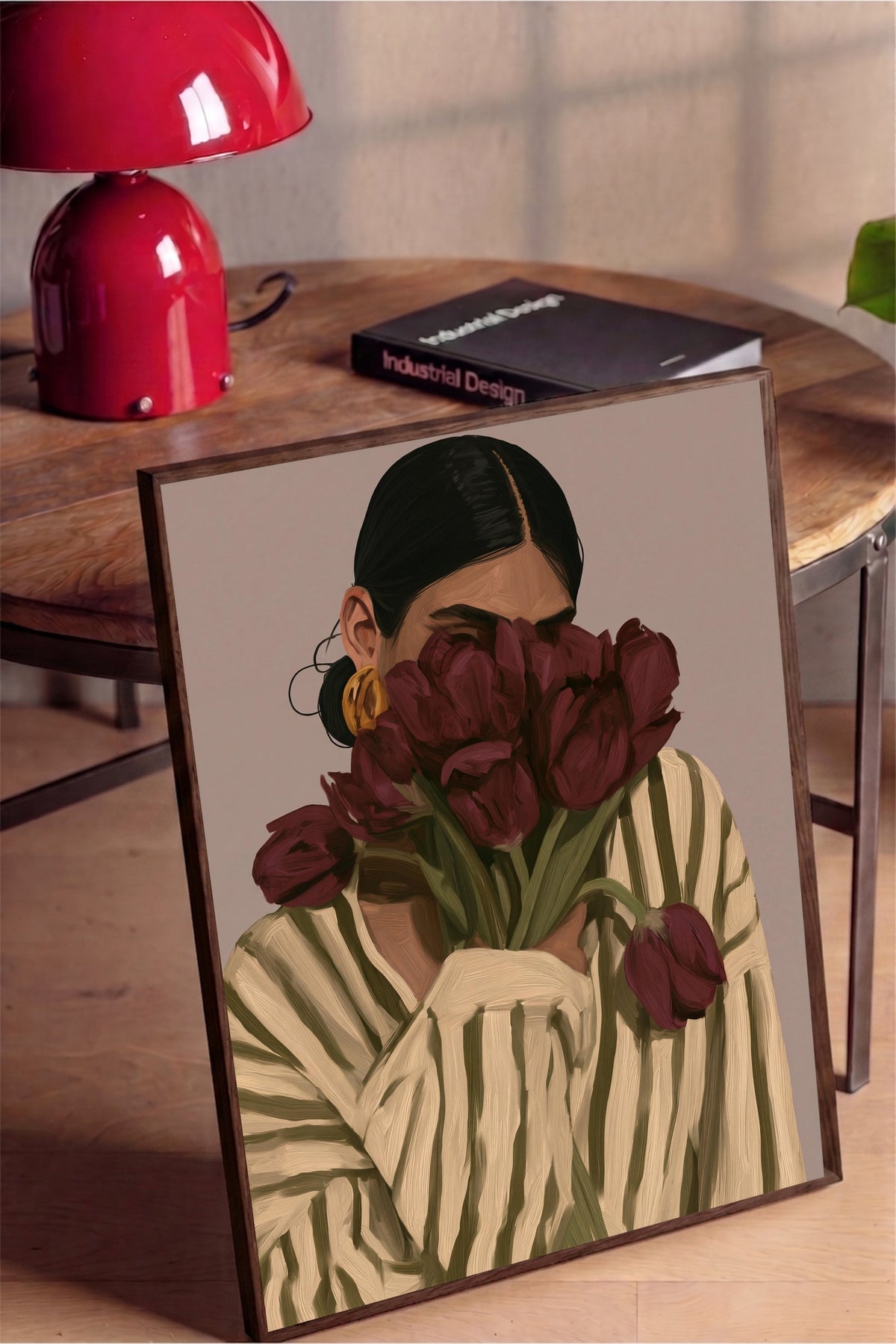 Çiçekli Kadın Figürü Poster – Kahverengi Çerçeveli Tablo