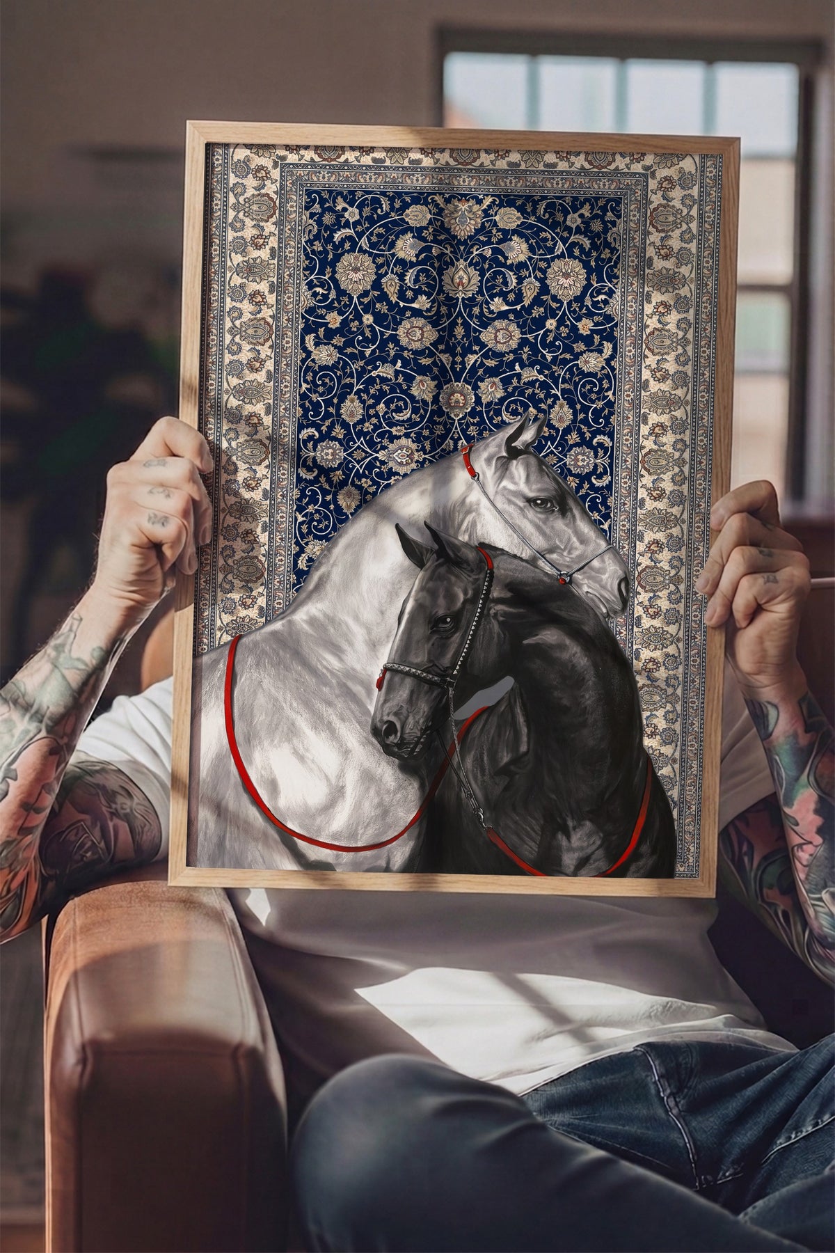 İki At ve Halı Deseni Poster – Ahşap Çerçeveli Tablo