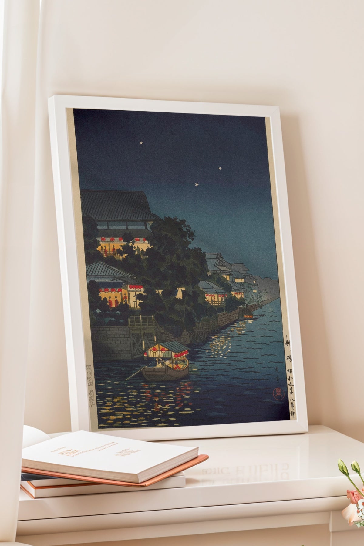 Ay Işığında Kıyı Kasabası Poster – Beyaz Çerçeveli Tablo