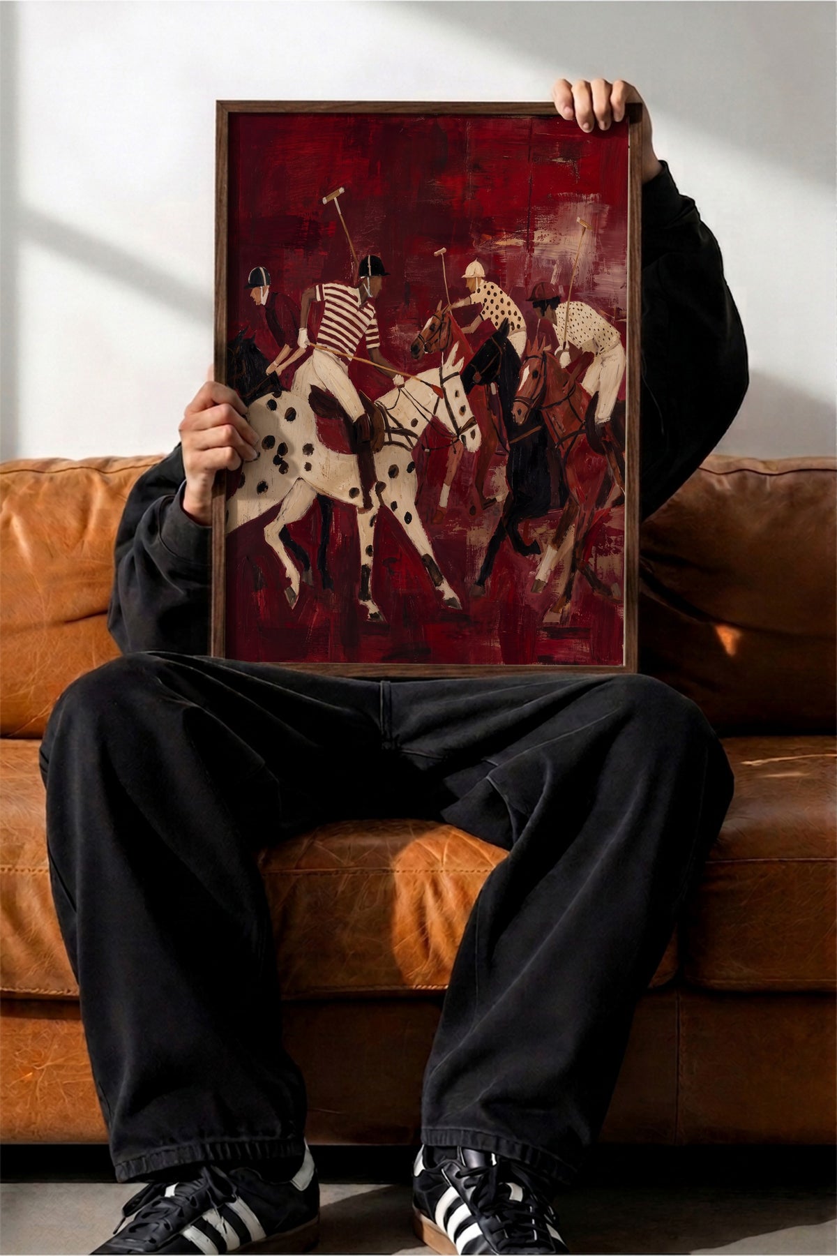Kırmızı Zeminde Polo Oyuncuları Poster – Kahverengi Çerçeveli Tablo