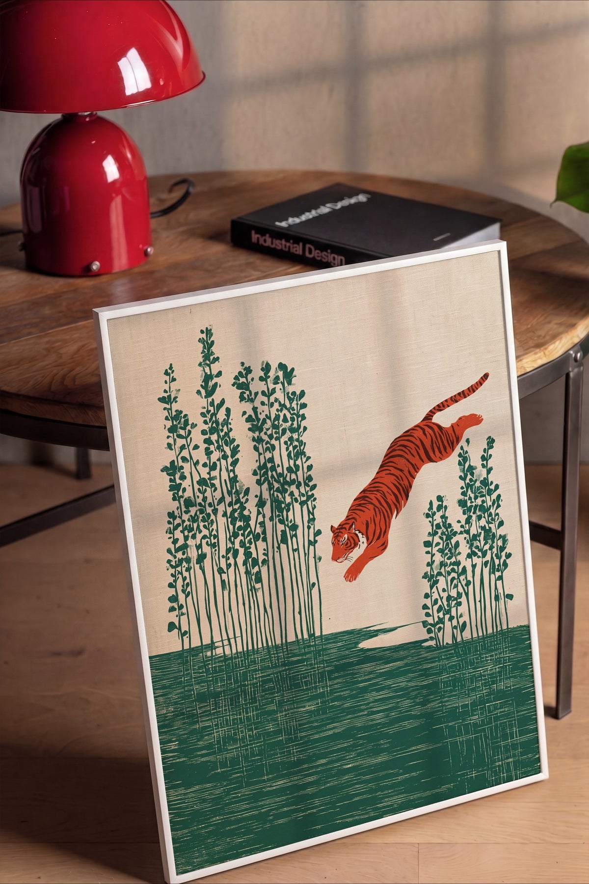 Sıçrayan Kaplan ve Sazlık Poster – Beyaz Çerçeveli Tablo