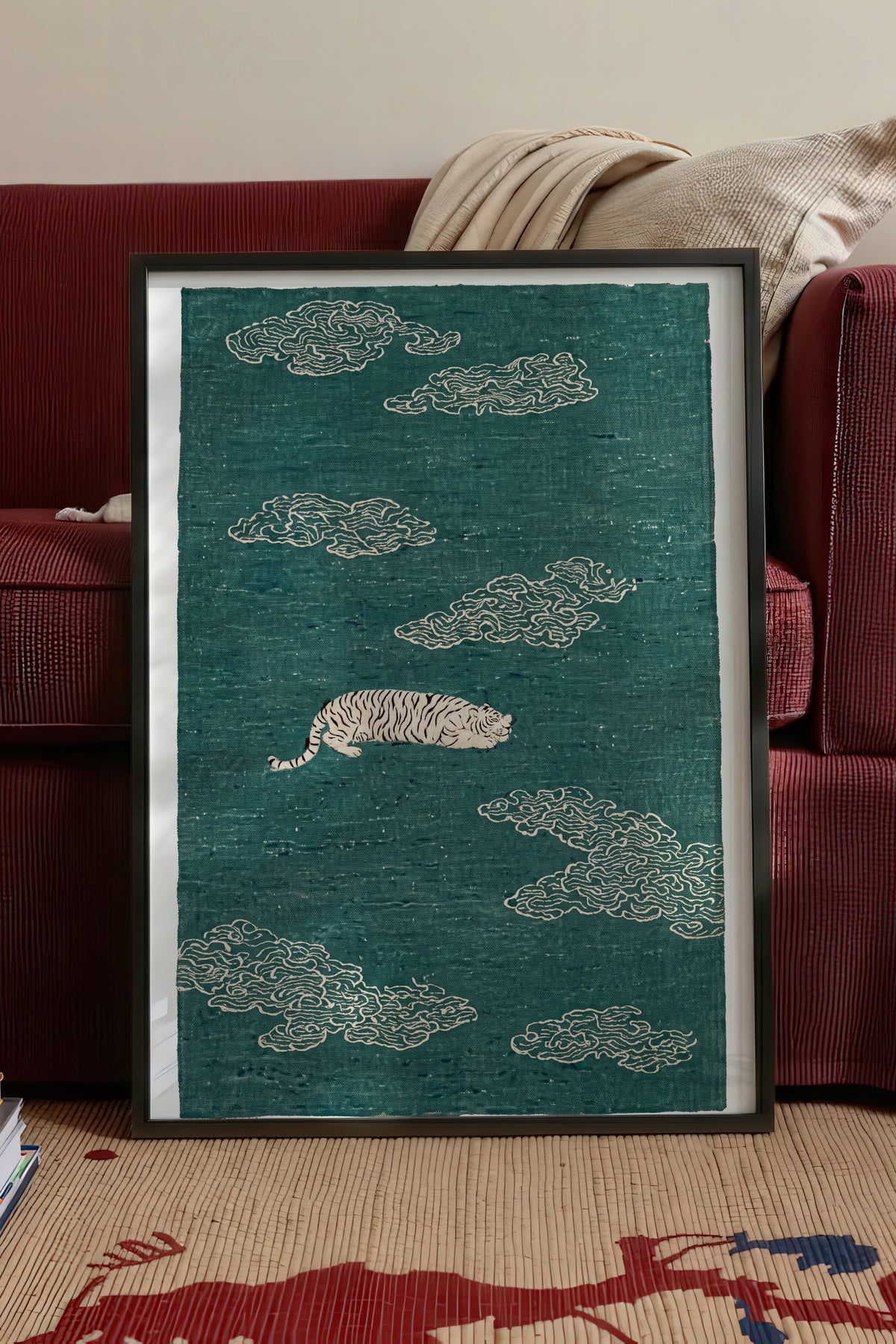 Bulutlar Arasında Kaplan Poster – Siyah Çerçeveli Tablo