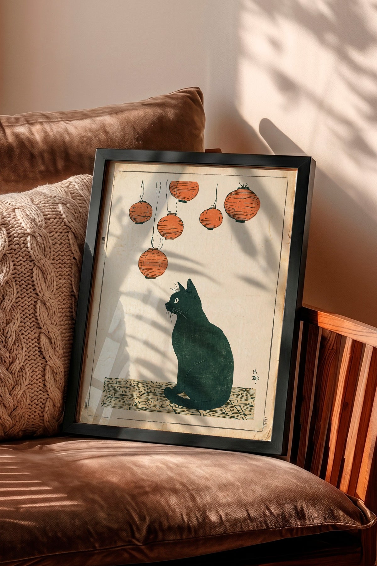 Fenerler Altında Kedi Poster – Siyah Çerçeveli Tablo
