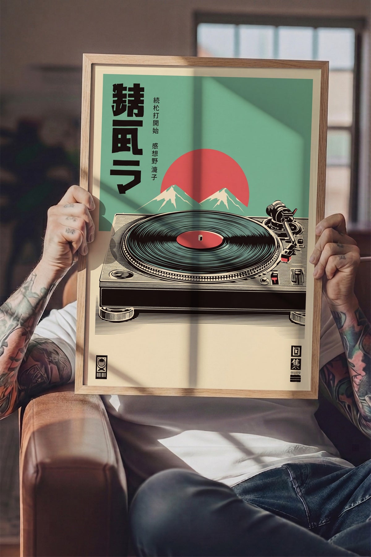 Retro Pikap ve Fuji Dağı Manzarası Poster – Ahşap Çerçeveli Tablo