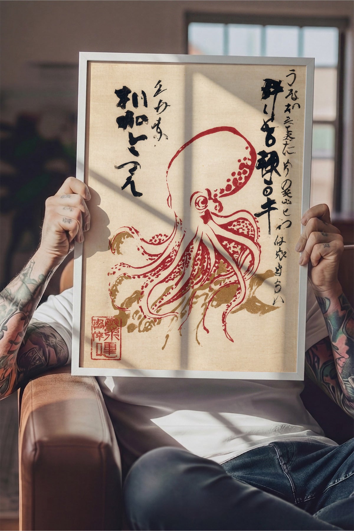Ahtapot ve Japon Kaligrafisi Poster – Beyaz Çerçeveli Tablo