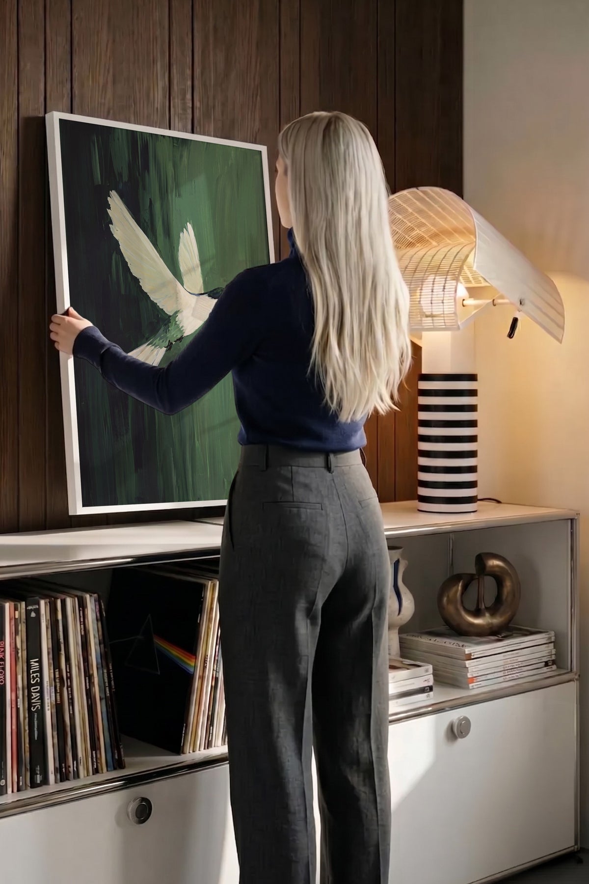 Uçan Kolibri Poster – Beyaz Çerçeveli Tablo