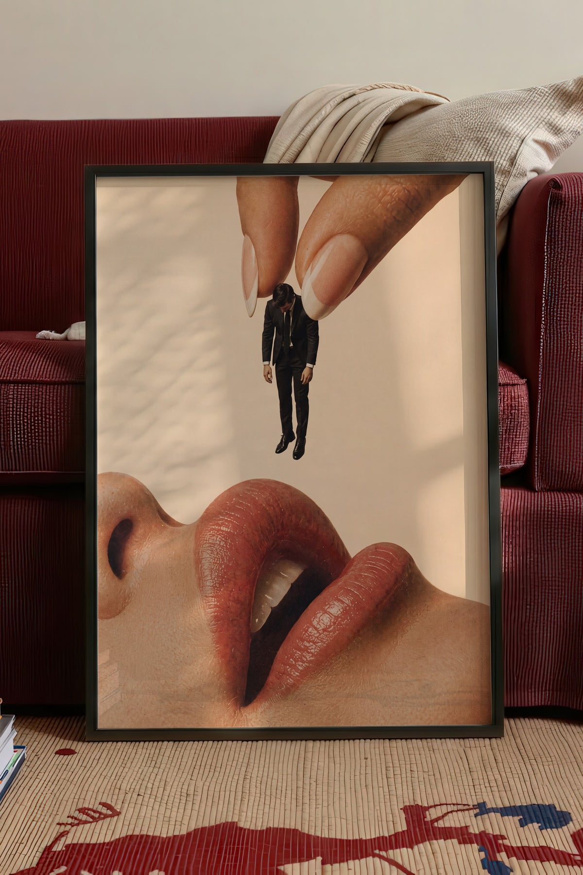 Dudaklar ve Küçük Adam Kolajı Poster – Siyah Çerçeveli Tablo