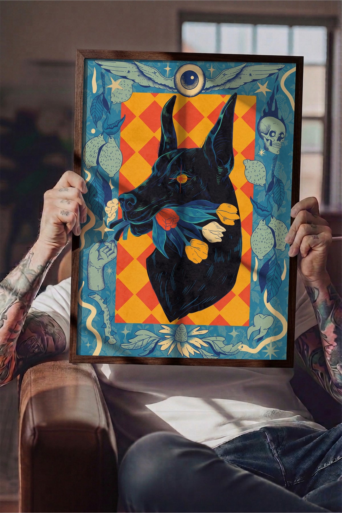 Çiçekli Doberman Portresi Poster – Kahverengi Çerçeveli Tablo