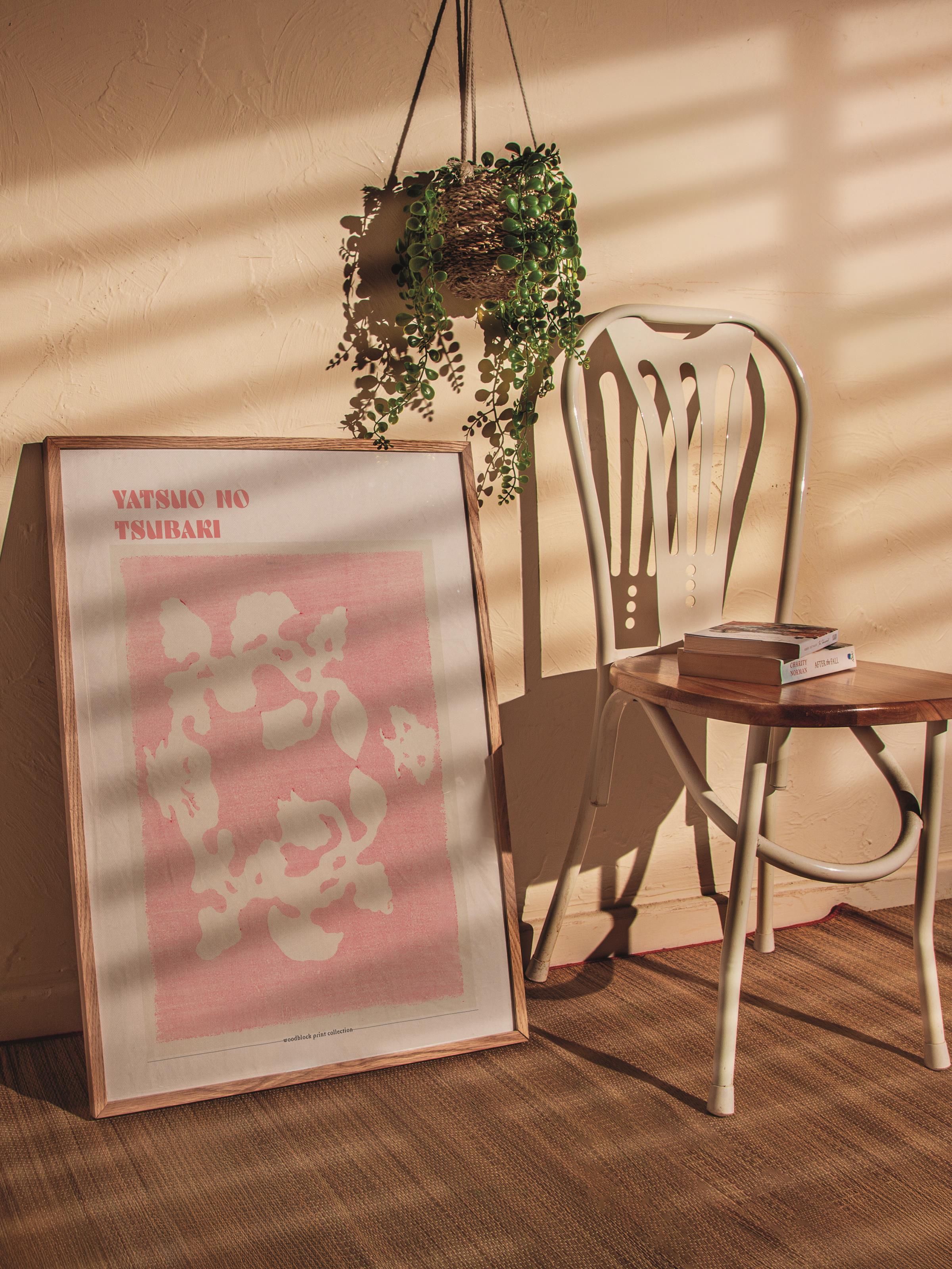 Vintage Tablo Seti, 3 Adet Ahşap Çerçeve ve Pembe Poster - Yatak Odası, Mutfak, Salon Duvar Dekoru