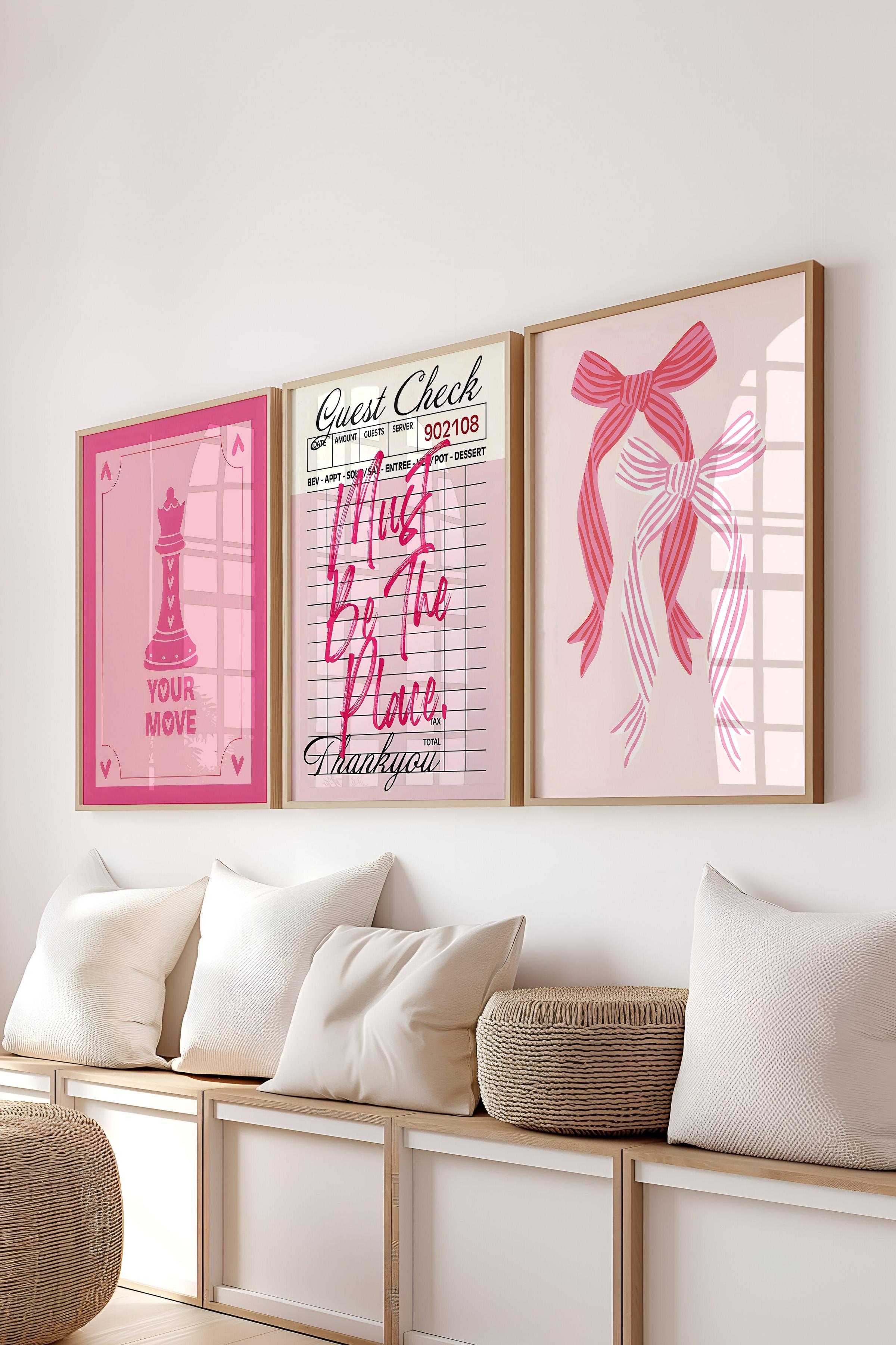 Ahşap Çerçeveli Tablo Seti, Pembe İllustrasyon Duvar Tablosu, 3 Adet Poster Seti, No:300788