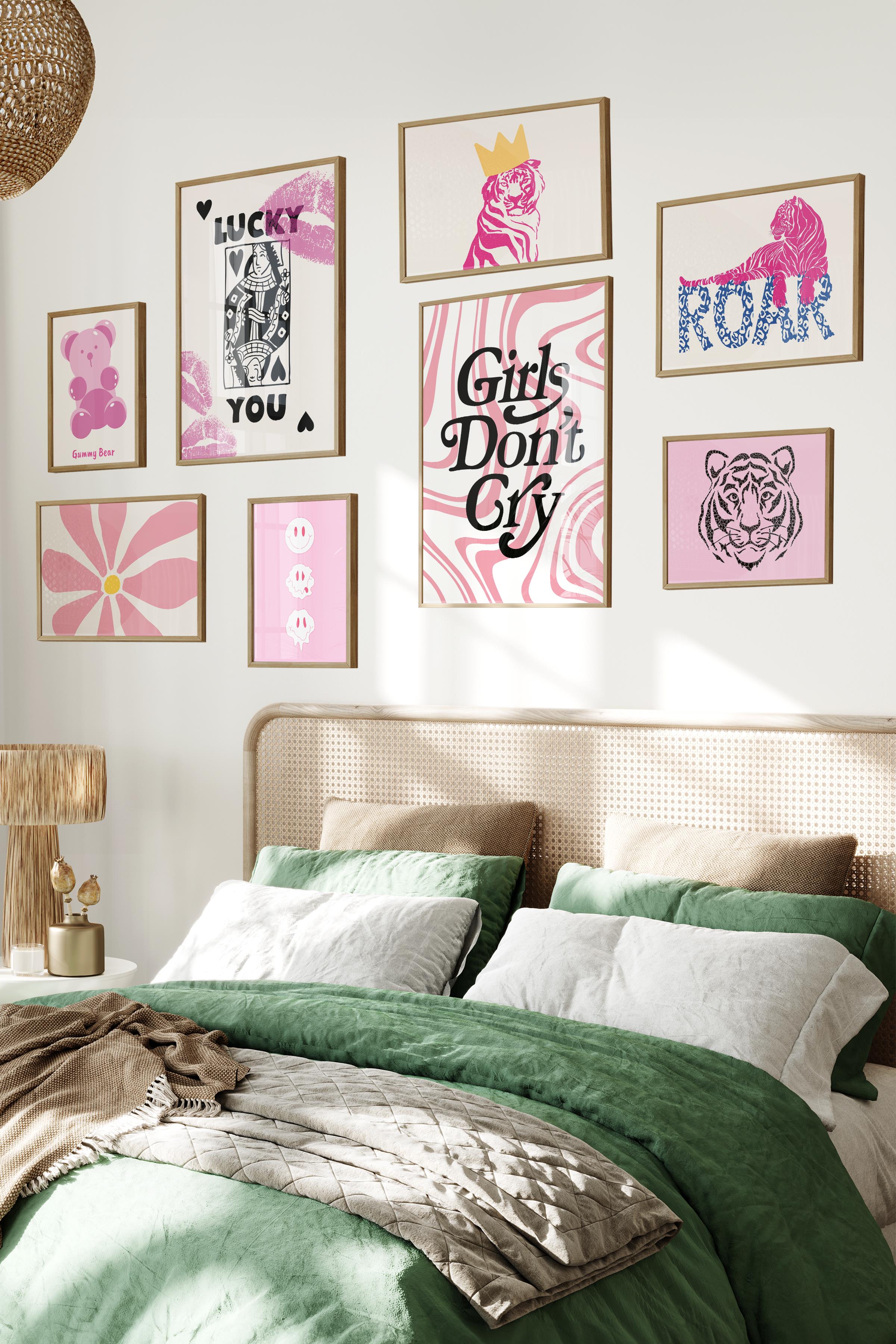 Ahşap Tablo Seti, 8 Adet Çerçeve Seti,Pembe Roar ve Lucy Temalı Galeri Poster Seti NO:023