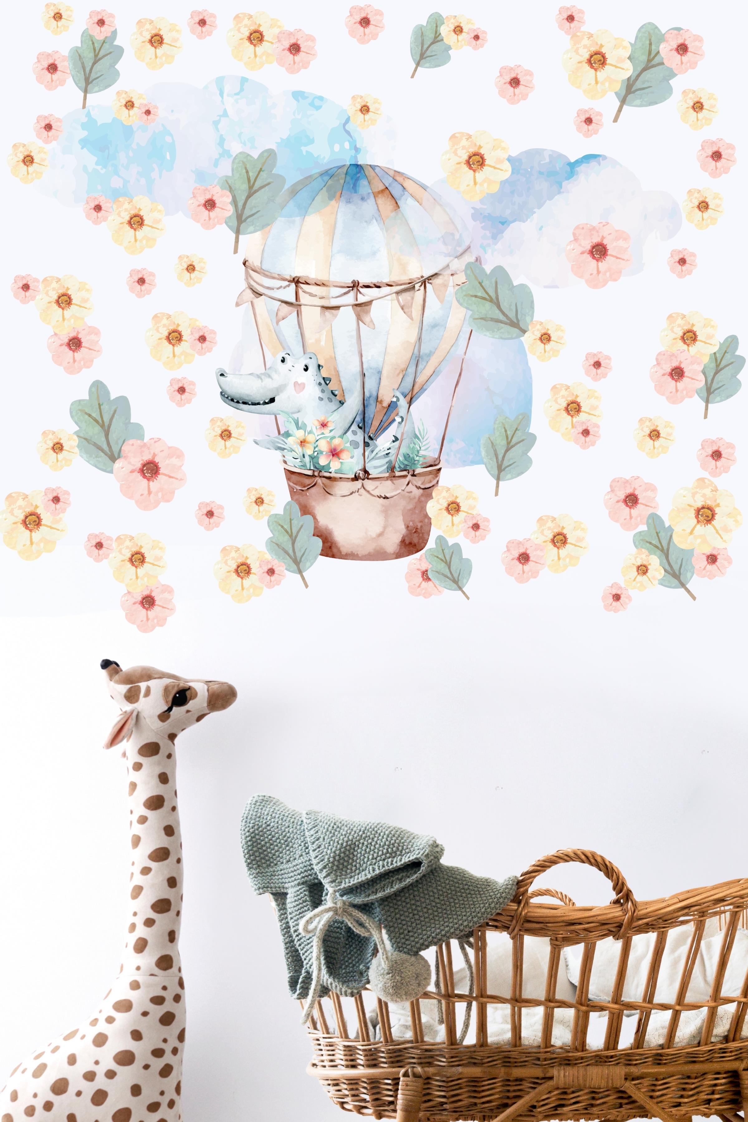 Bebek Odası Sticker Seti Duvar Dekoru, Suluboya Uçan Balon Desen, Çocuk Odası Duvar Stickerı