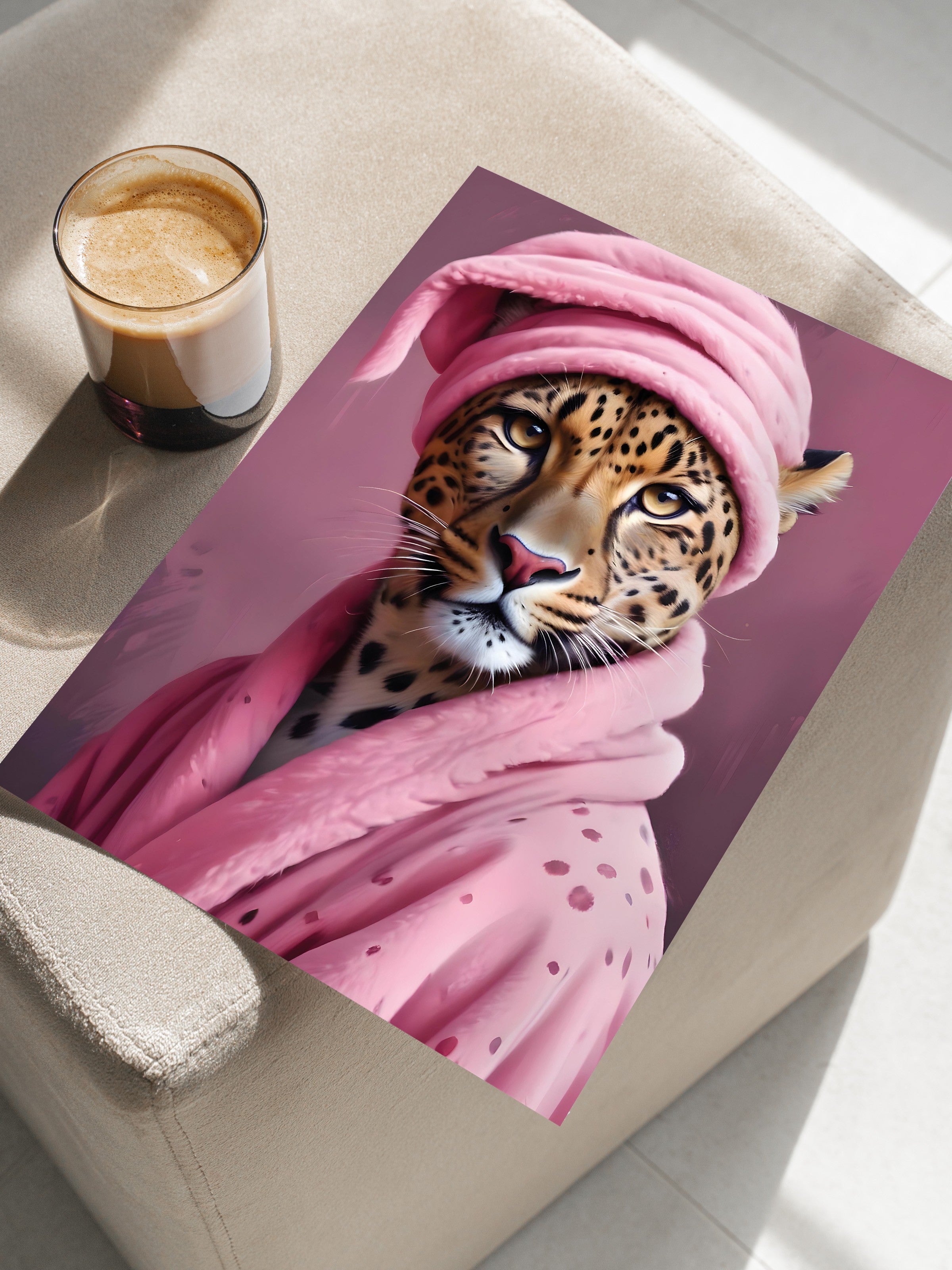 Çerçevesiz Poster, Leopard In A Bathrobe, Comfort Serisi Duvar Posteri, NO:108927