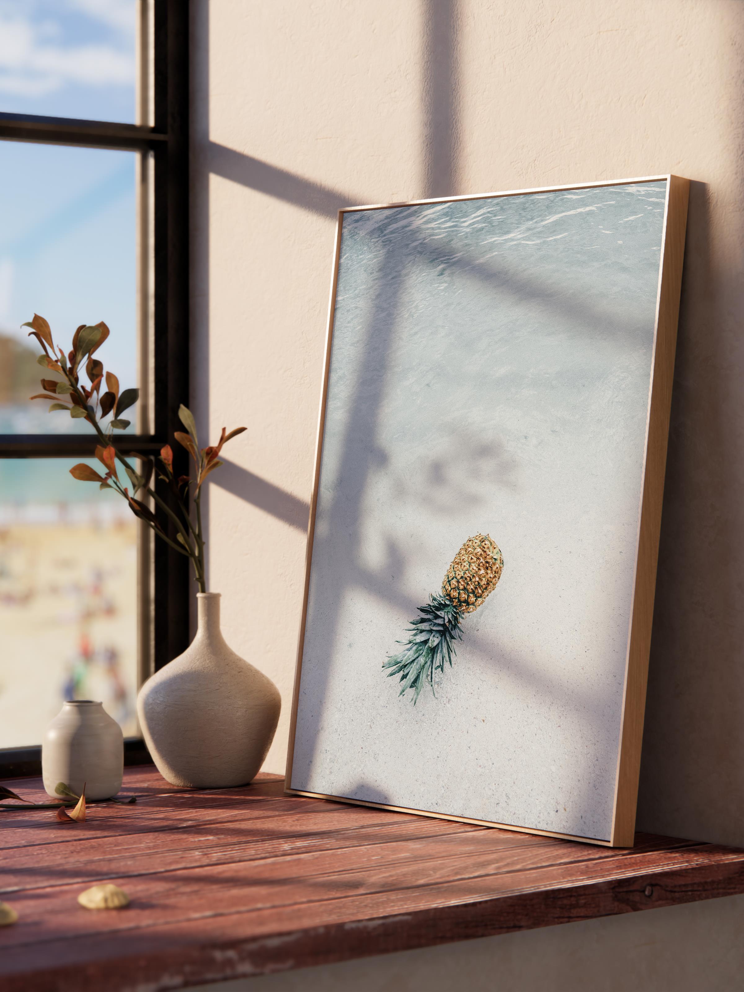 Çerçevesiz Poster, Yaz Temalı Tablo NO:122, Karda Ananas Fotoğrafı, Beyaz Poster, Dikey