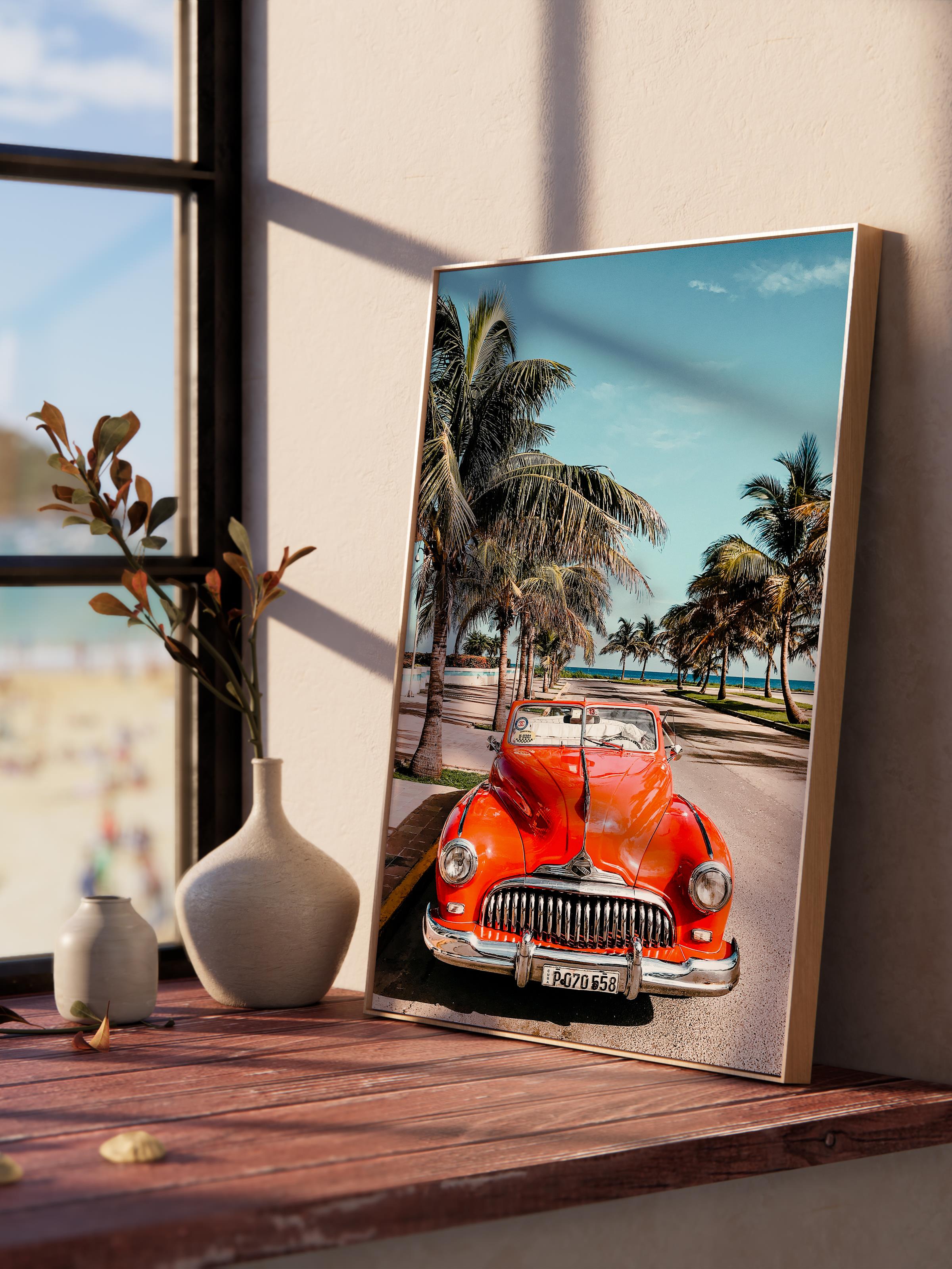 Çerçevesiz Poster, Yaz Temalı Tablo NO:137, Klasik Kırmızı Araba Fotoğrafı, Kırmızı Poster, Dikey