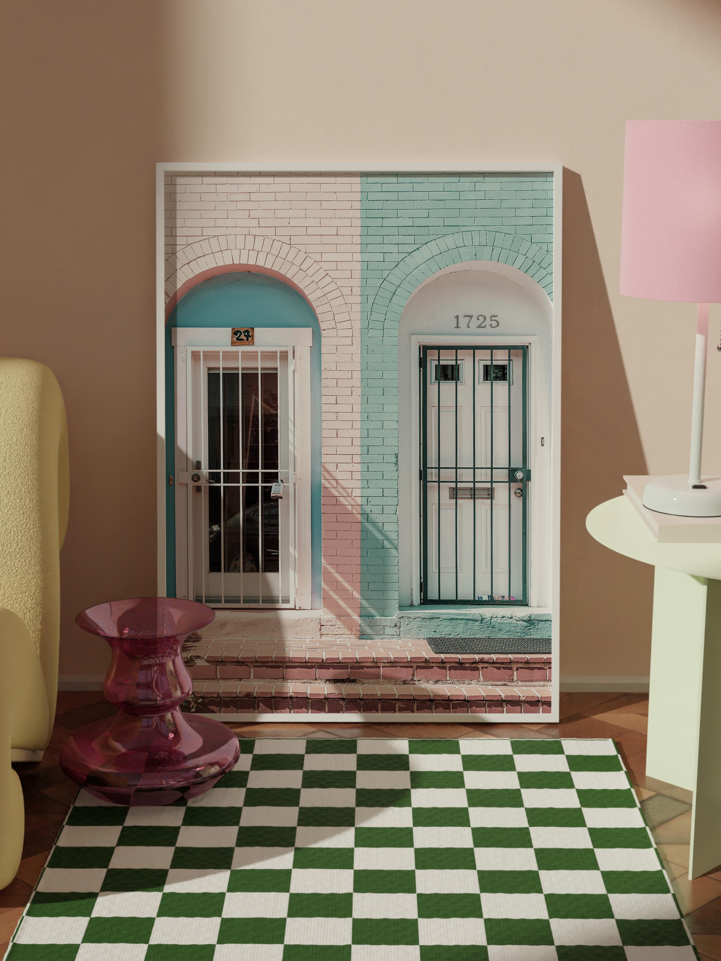 Çerçevesiz Poster, Yaz Temalı Tablo NO:141, Pastel Renkli Ev Fotoğrafı, Pembe Poster, Dikey