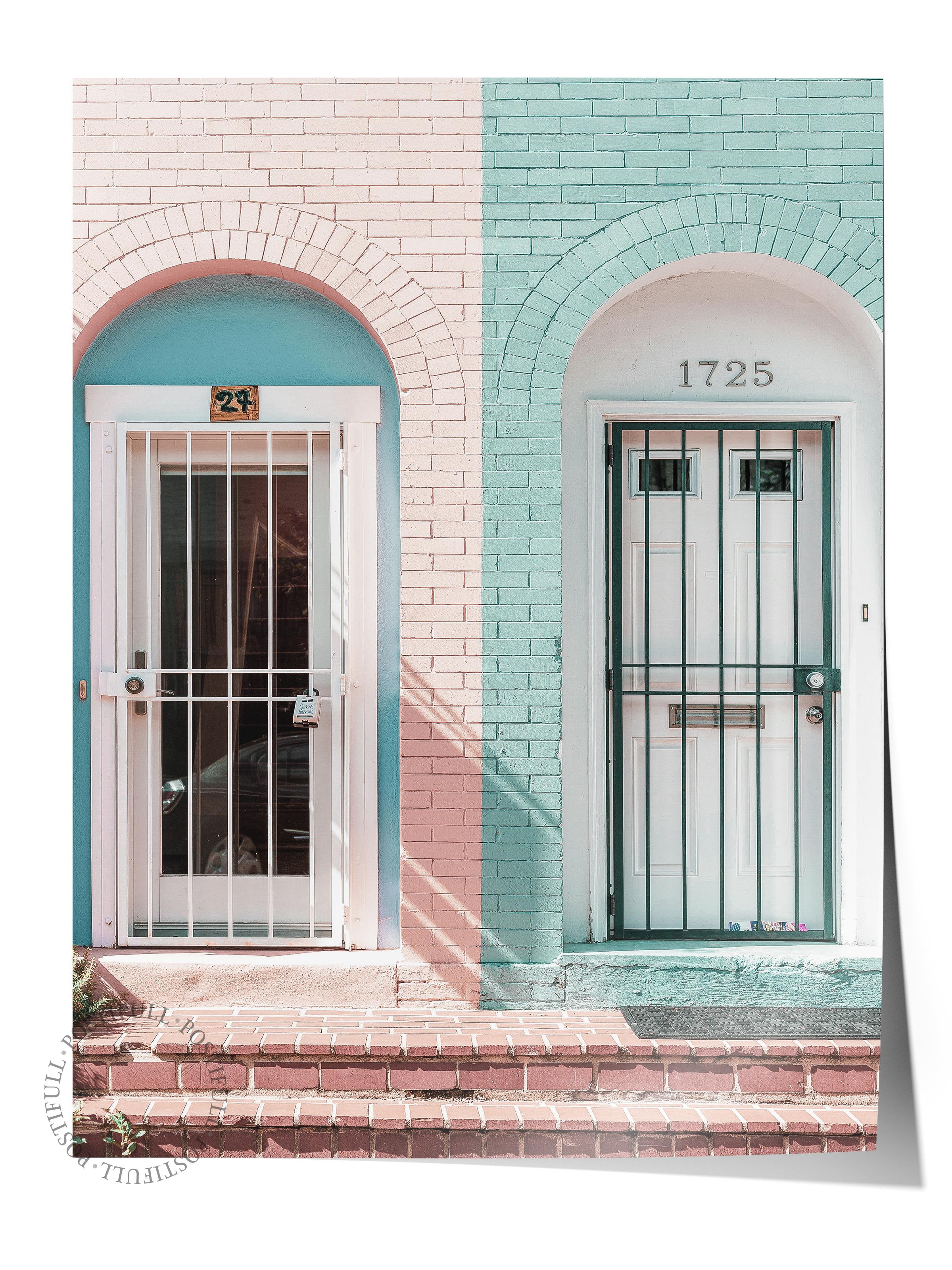 Çerçevesiz Poster, Yaz Temalı Tablo NO:141, Pastel Renkli Ev Fotoğrafı, Pembe Poster, Dikey